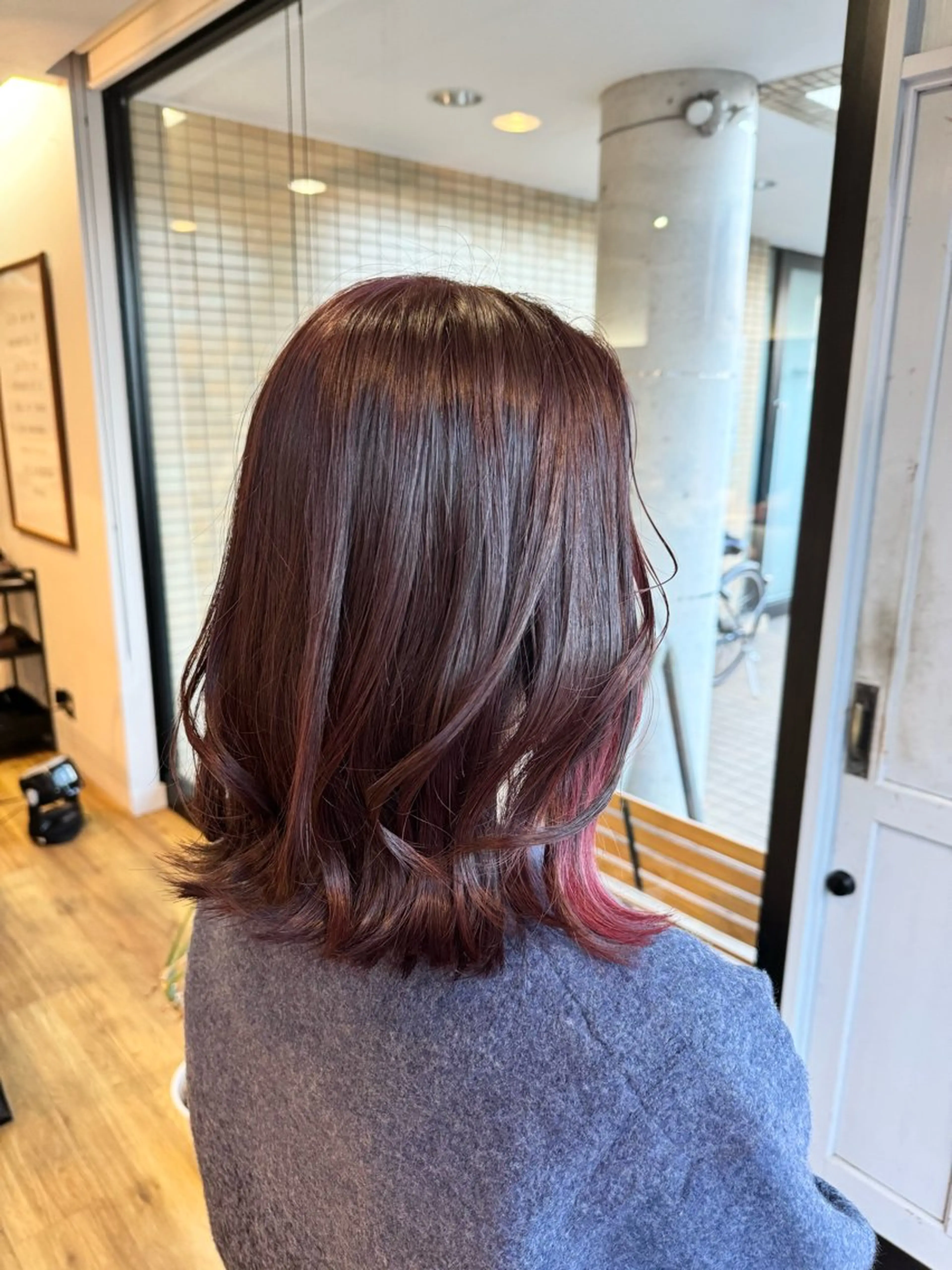 ロング カラー ピンクカラー バイオレットカラー バイオレットピンク ヘアカラー トリートメント ツキダテ ユイのヘアスタイル