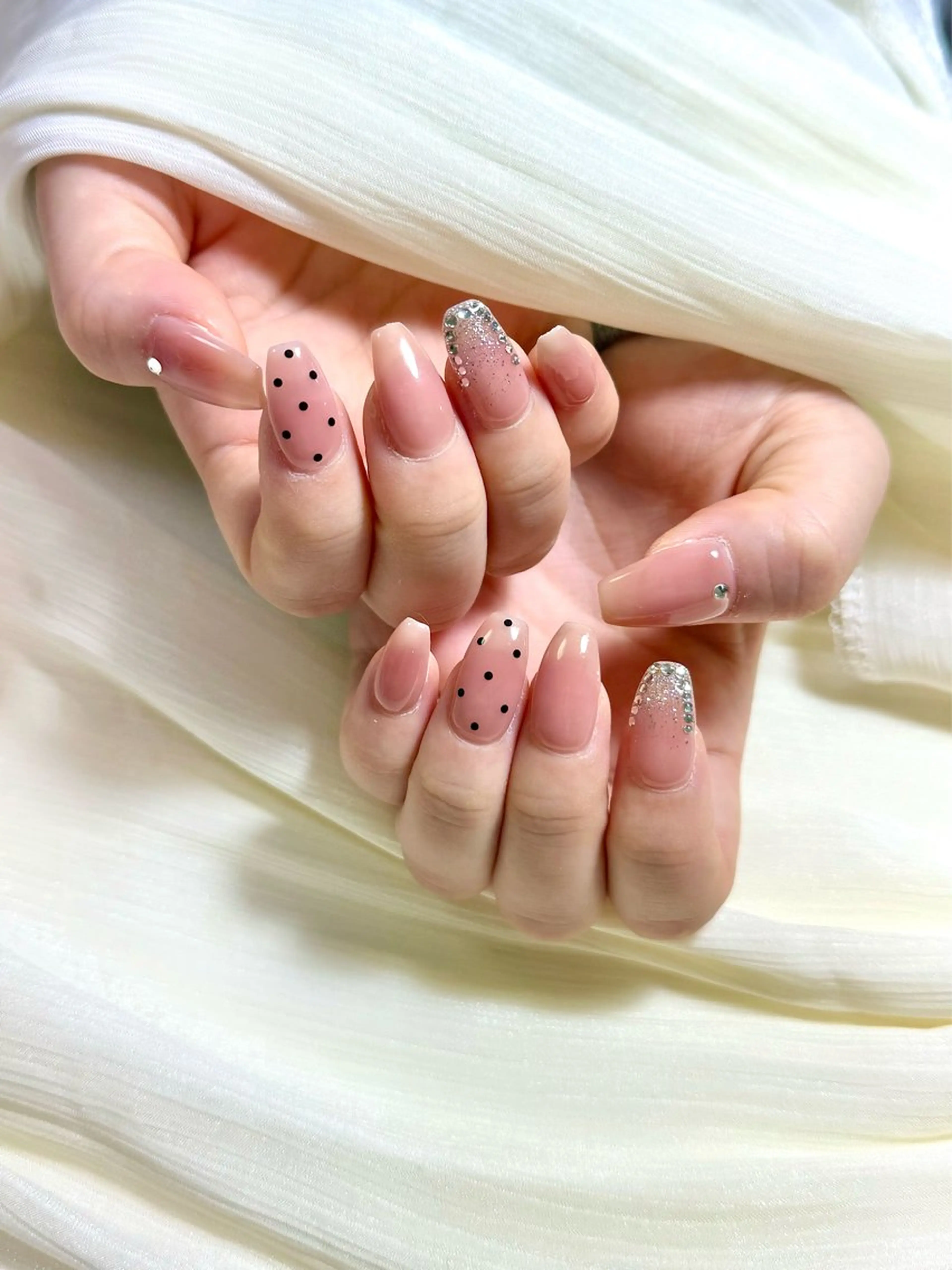 ネイル ハンドネイル 🎀 NaNa_nailのネイルデザイン