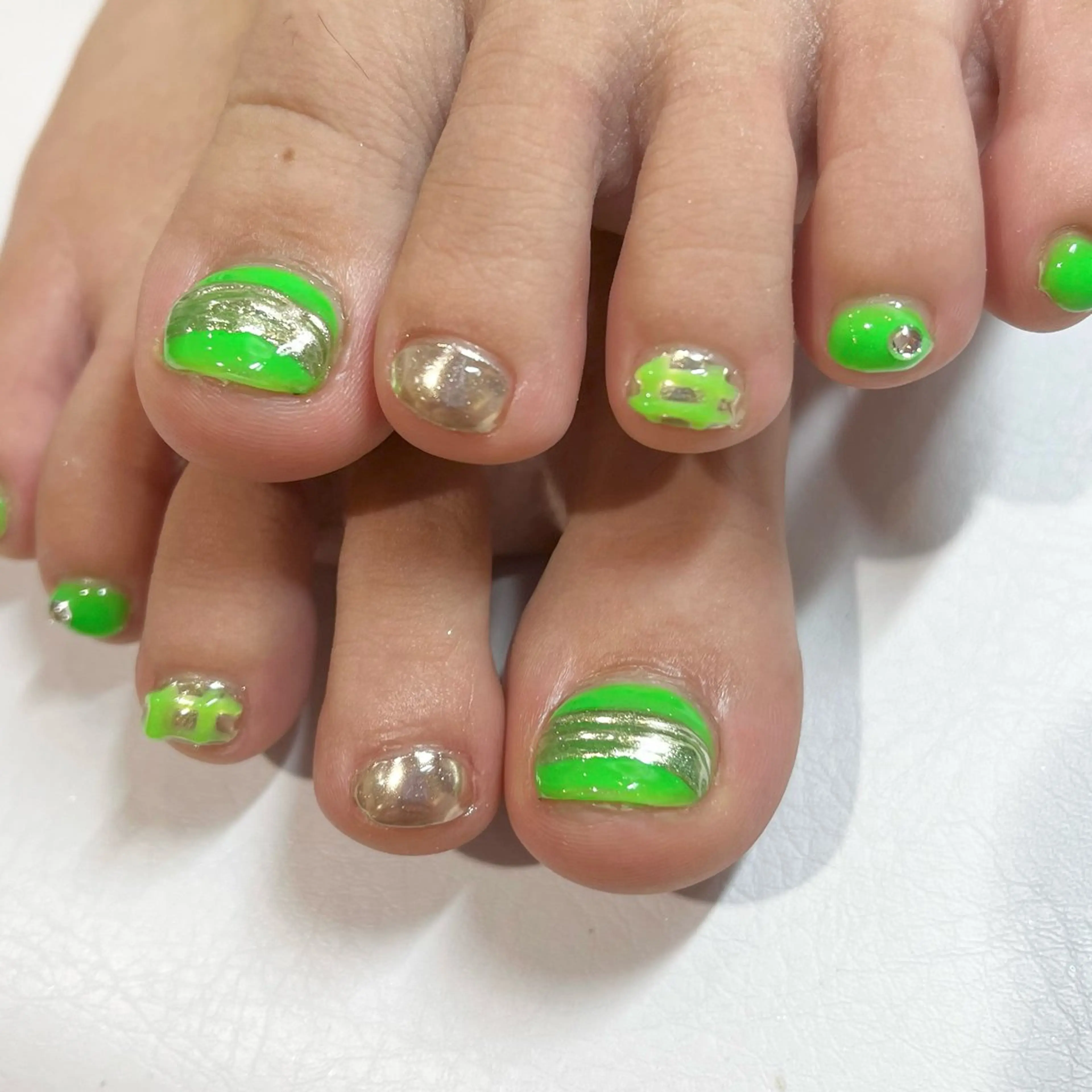 ネイル 内田 里穂のネイルデザイン