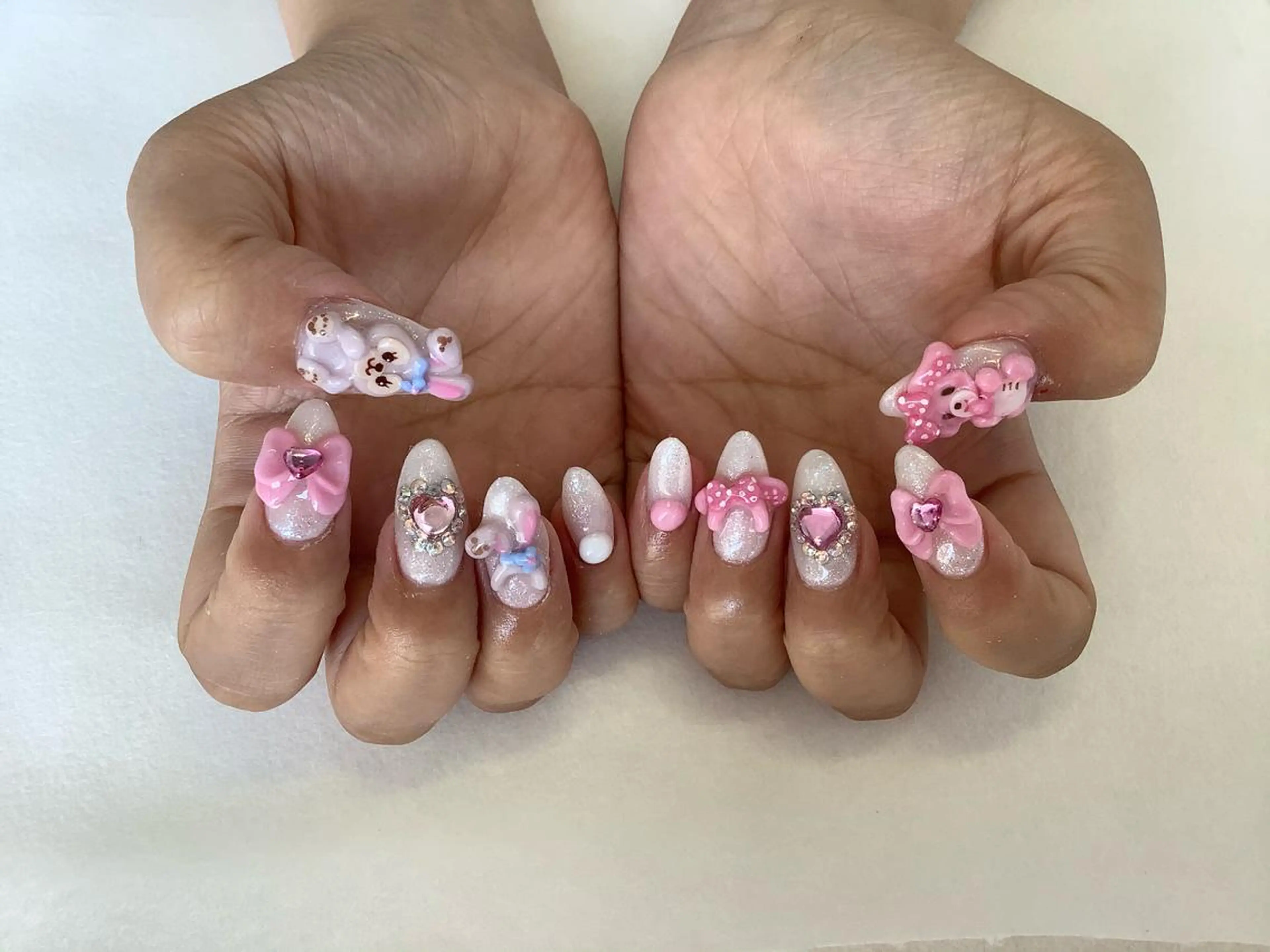 ネイル ハンドネイル 💎🐰 saki. m 🐰💎のネイルデザイン