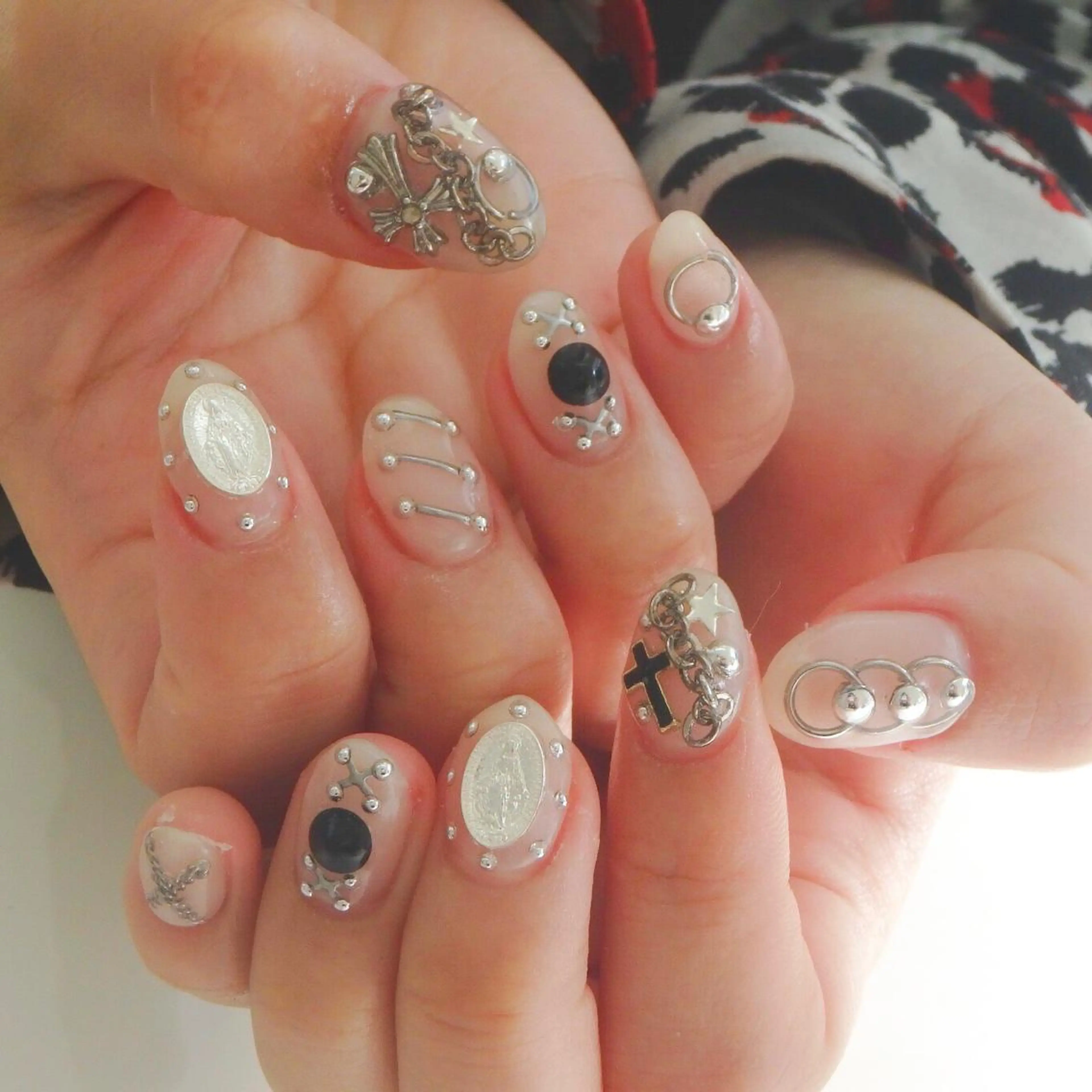 ネイル Hisaka Mikiのネイルデザイン