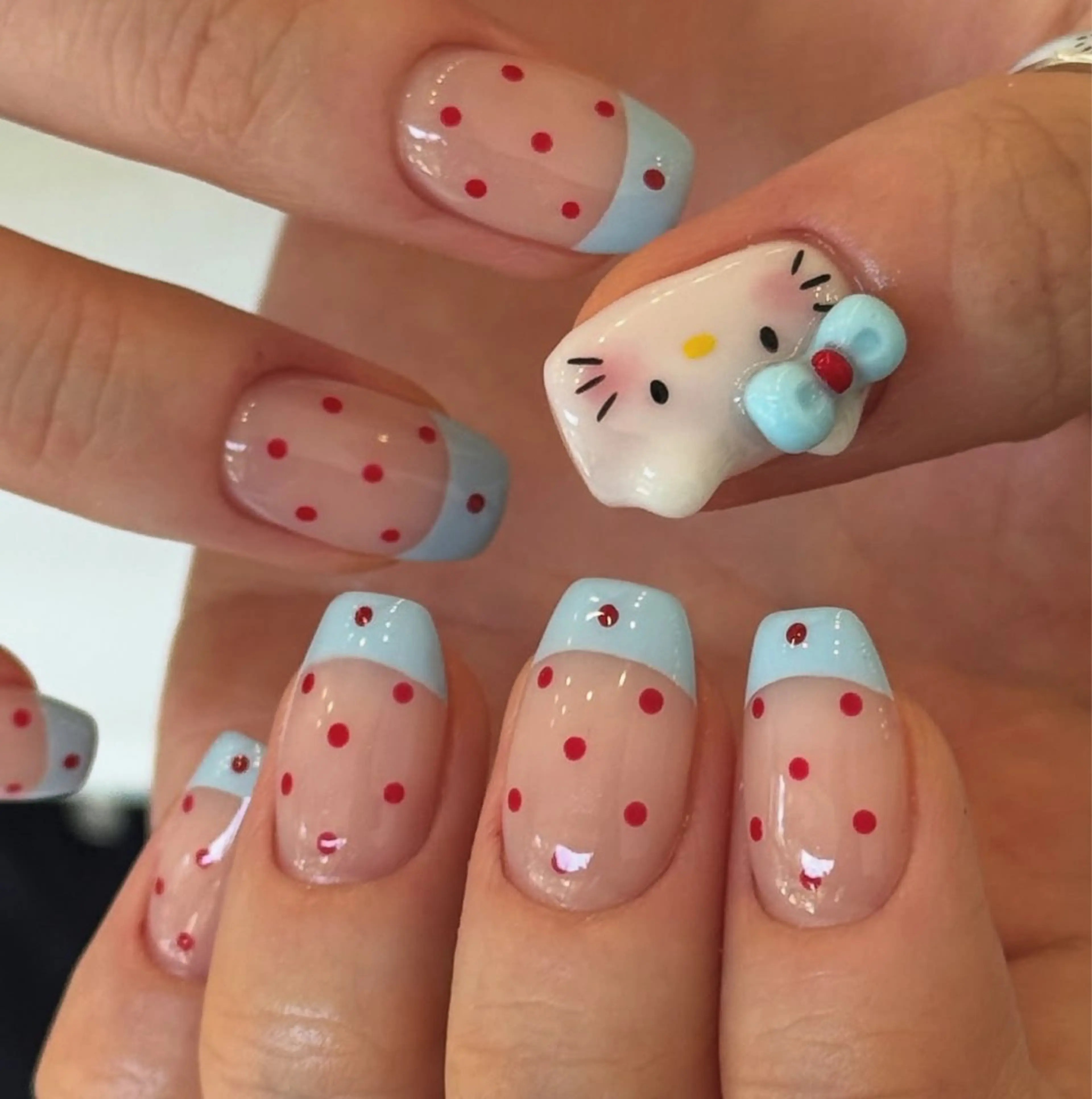 ネイル アートネイル オーロラネイル チークネイル フレンチネイル ガラスフレンチ ハンドネイル 🎀🎀YooLi Nail Salonのネイルデザイン