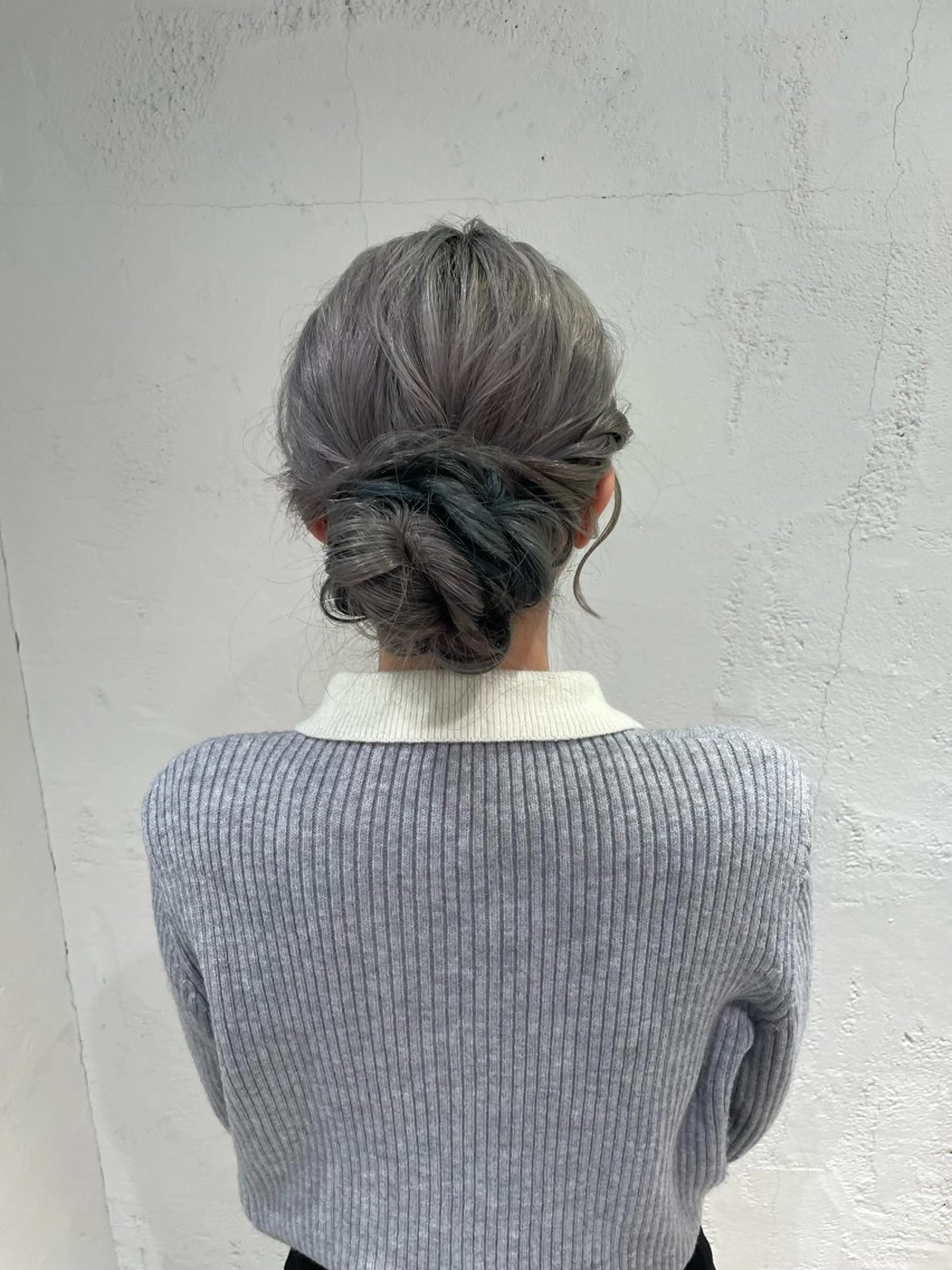 ロング ヘアアレンジ 艶カラー/ ストレート/くるみのヘアスタイル