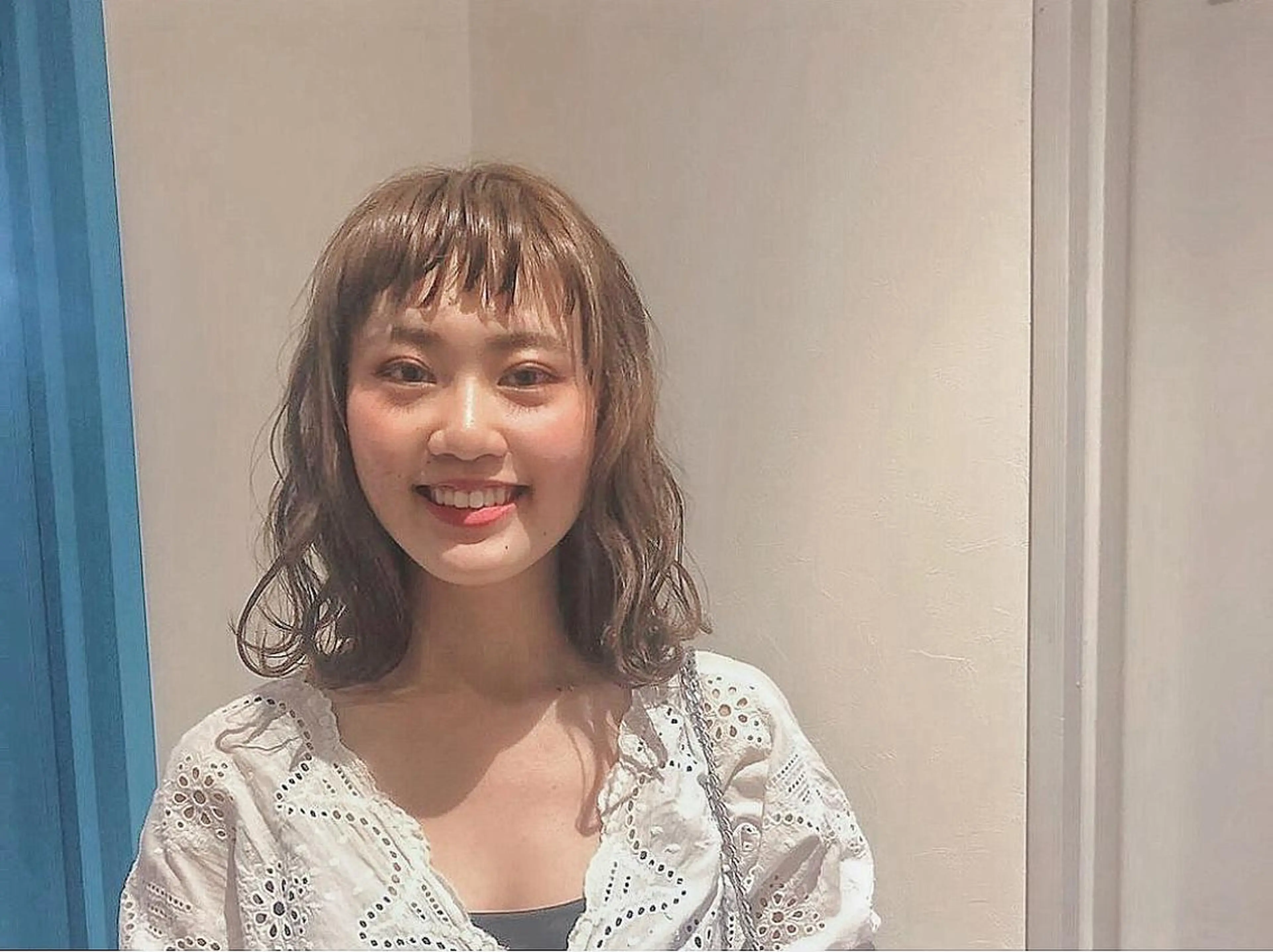 ミディアム カラー Ate by little所属・青木 梢のヘアスタイル