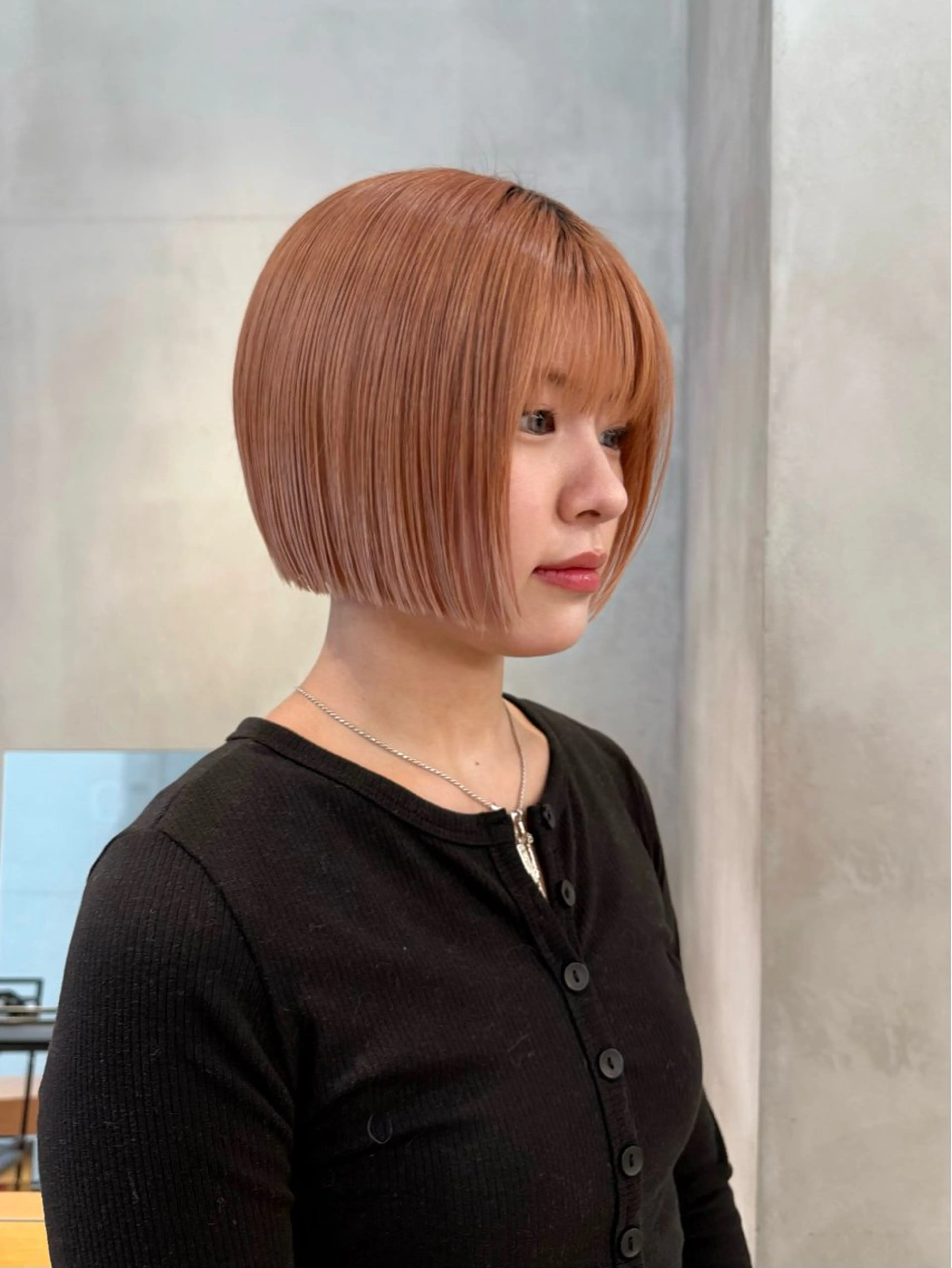 ショート カラー nico TOKYO所属・ニュアンス/ センターパート/イノのヘアスタイル