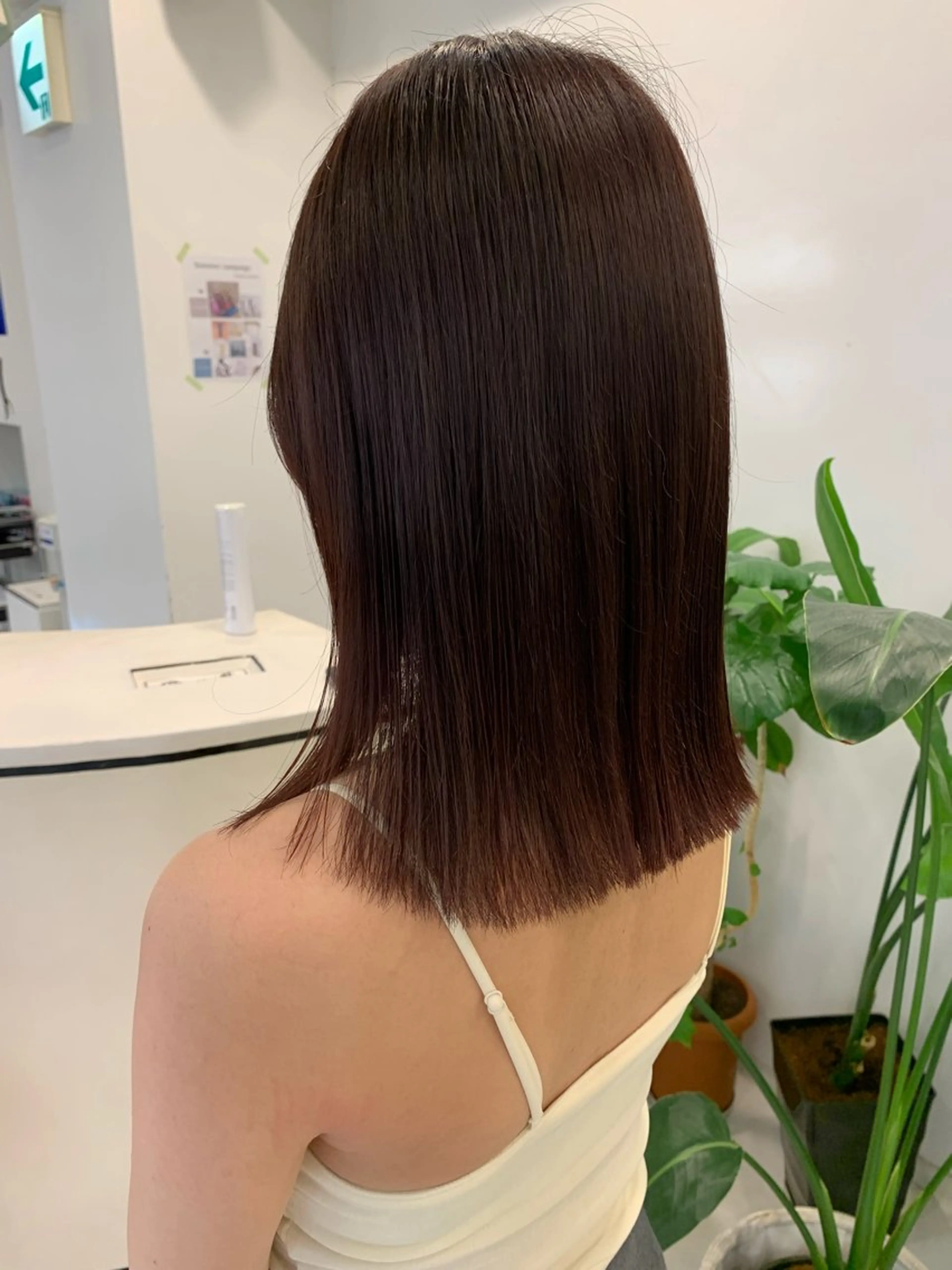 ミディアム カラー カット トリートメント moeka レイヤー /艶カラー/韓国のヘアスタイル