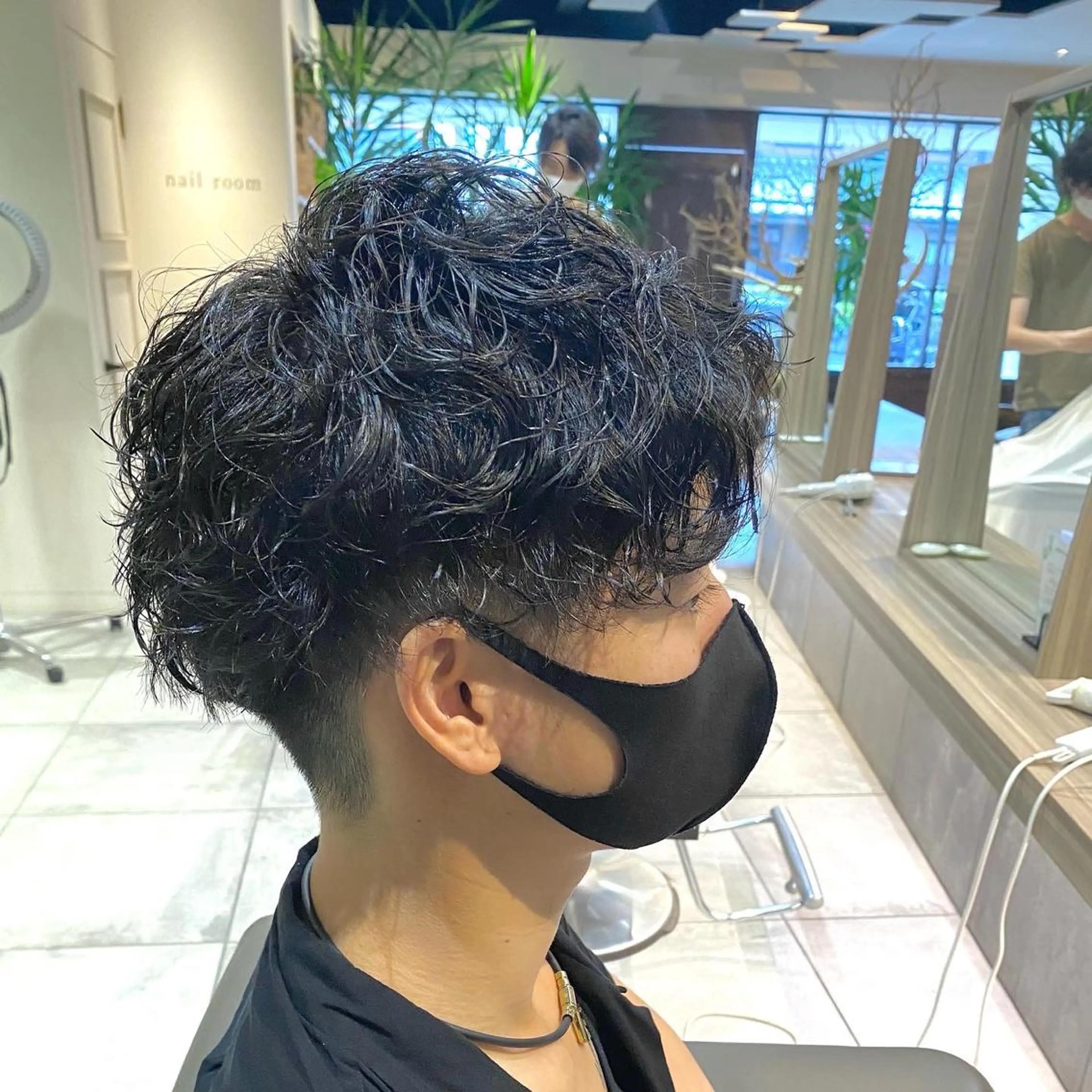 ショート パーマ スパイラルパーマ 川越 輝梨奈のヘアスタイル