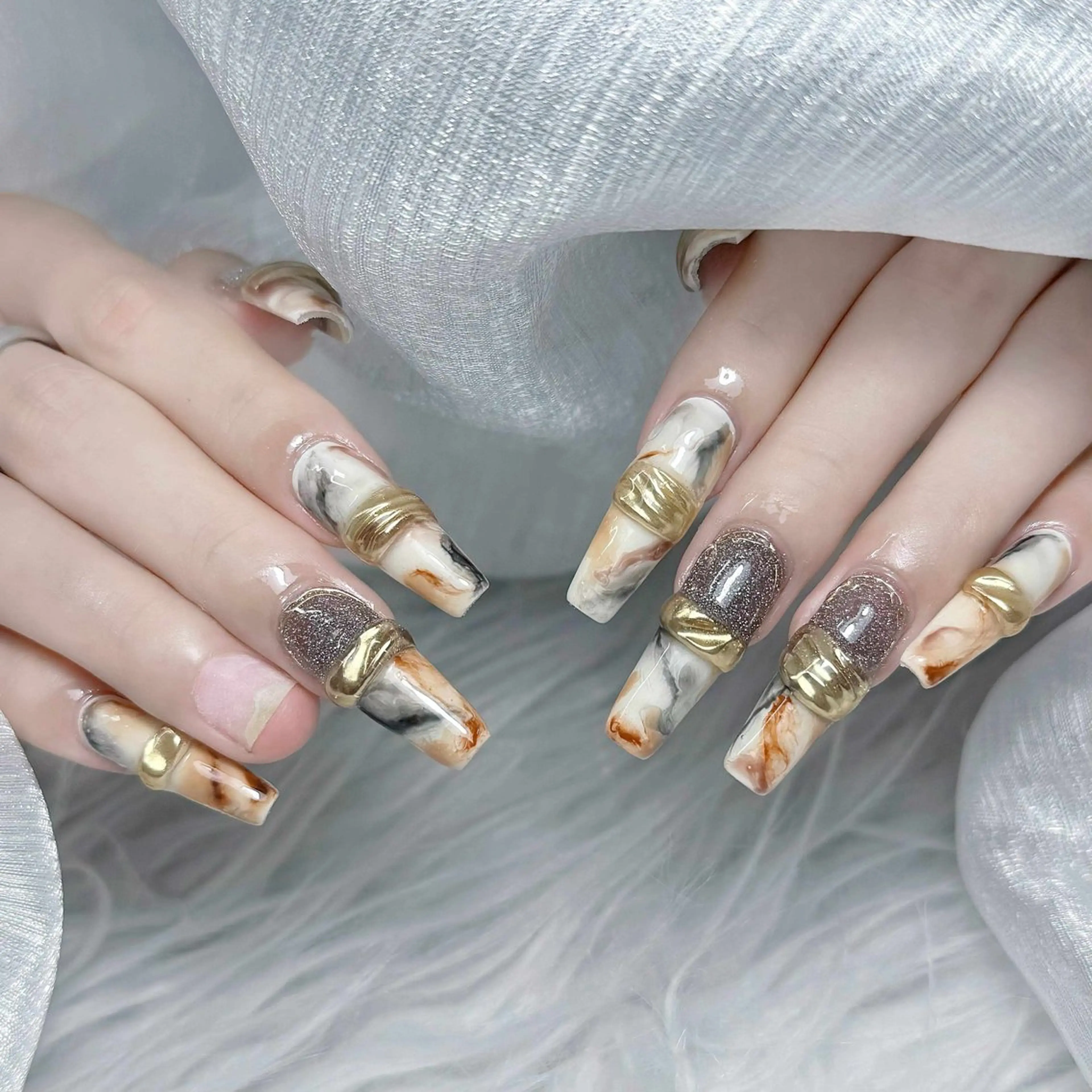 ネイル ハンドネイル ハンドケア Nova Nail Nambaのネイルデザイン