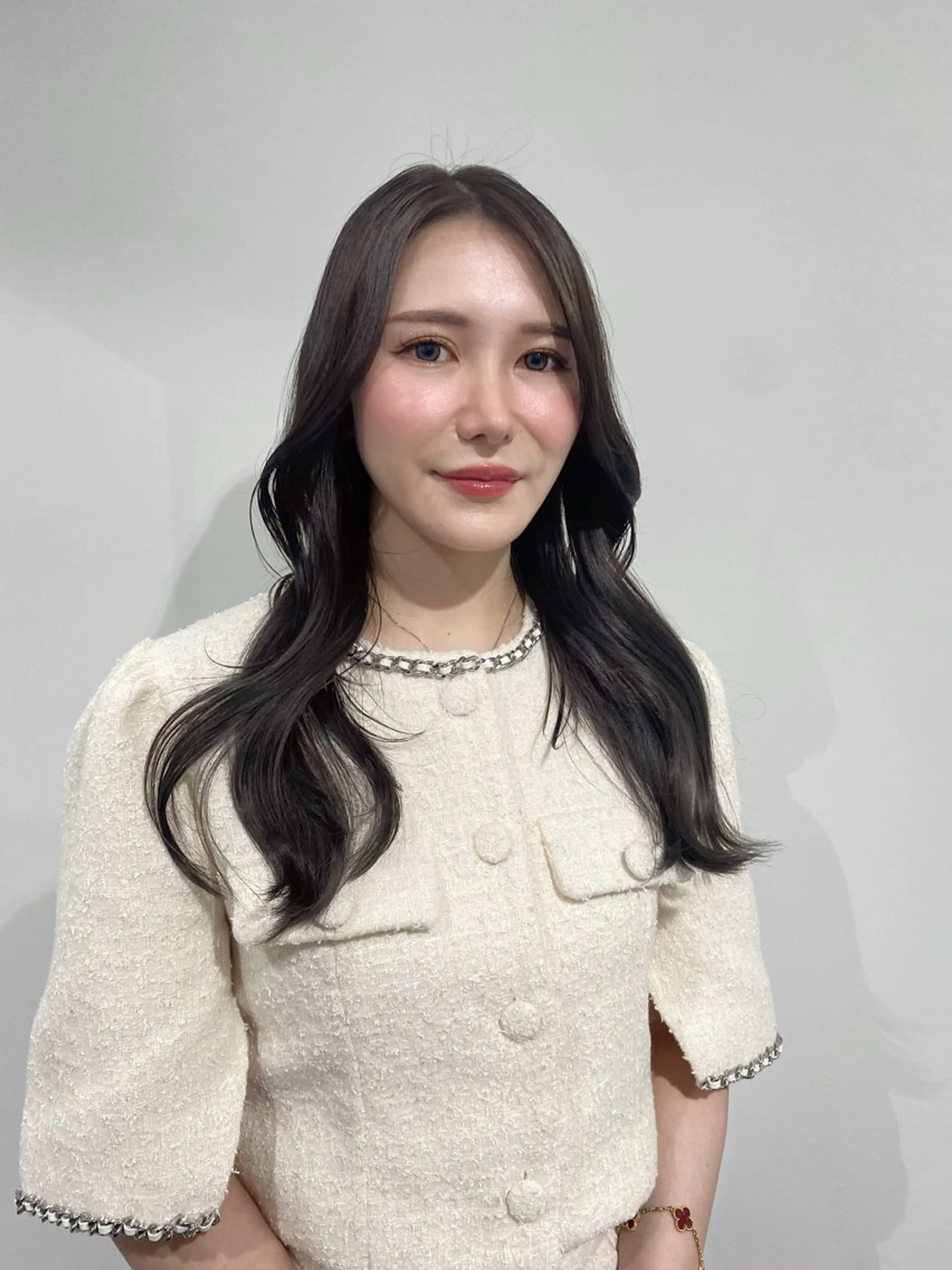 カラー AO所属・RISAKO 艶髪モテヘア🎀府中のヘアスタイル