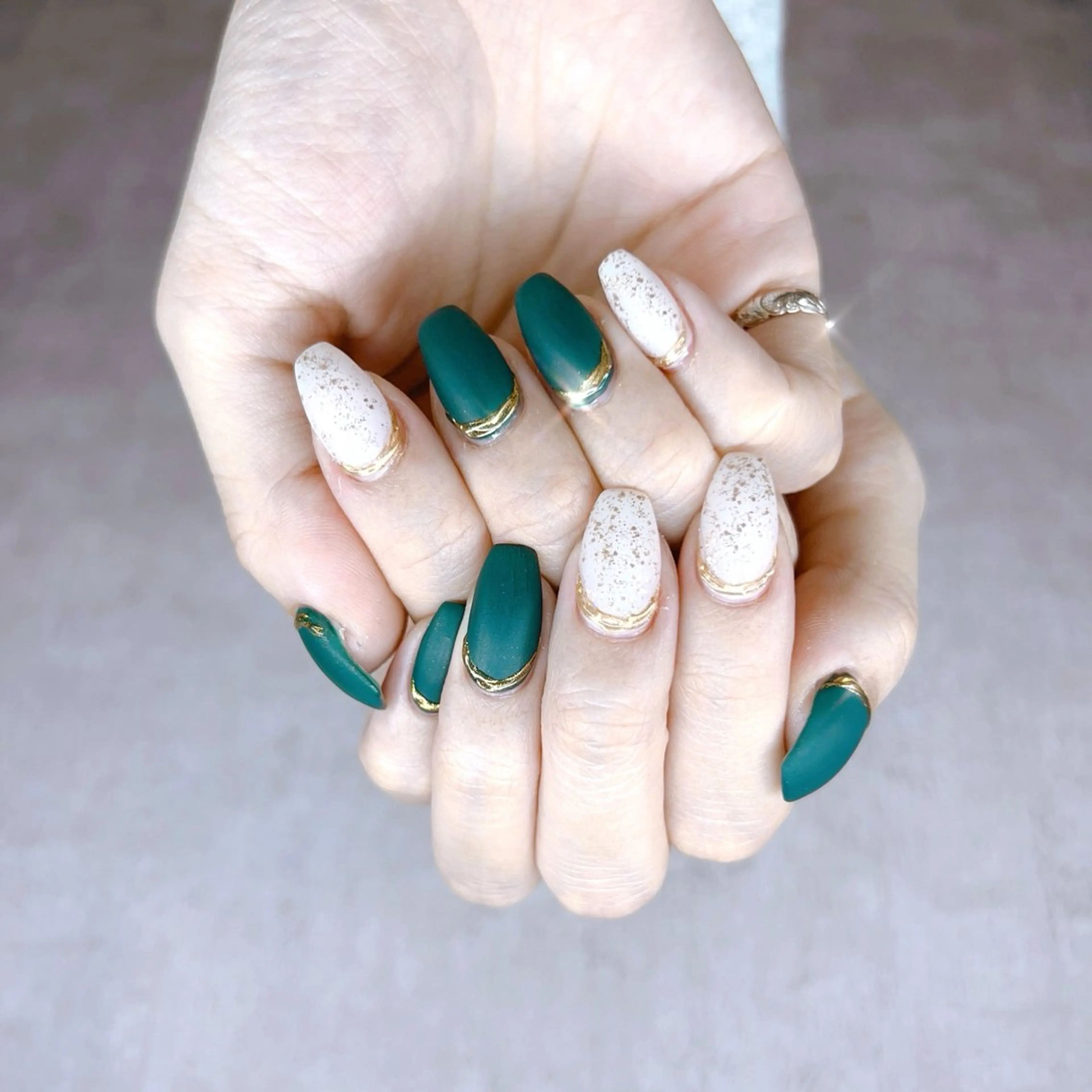 ネイル Feather MAIのマツエク・マツパデザイン