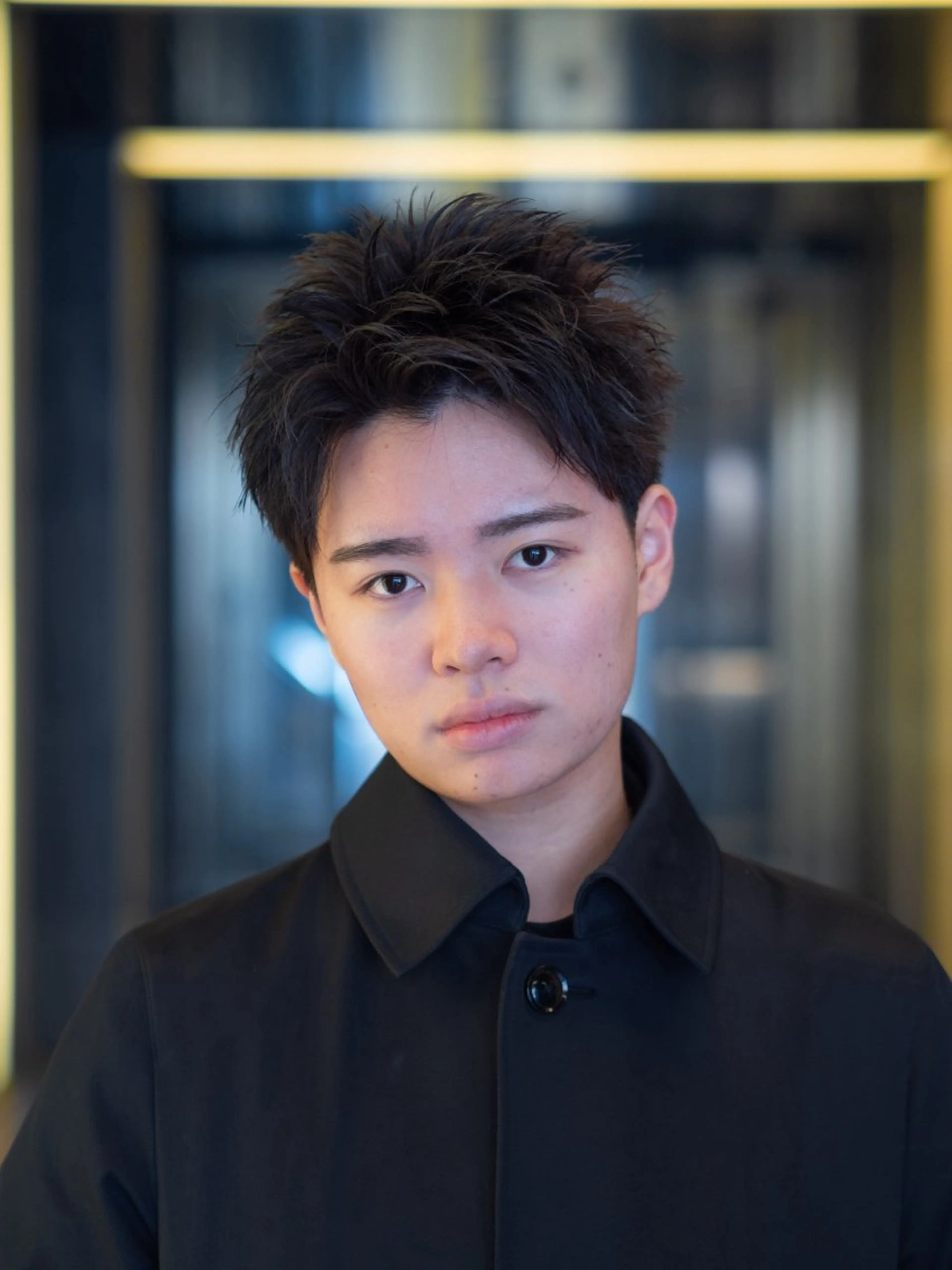 メンズ スパイキーショート ウルフとデザイン カラーの神のヘアスタイル