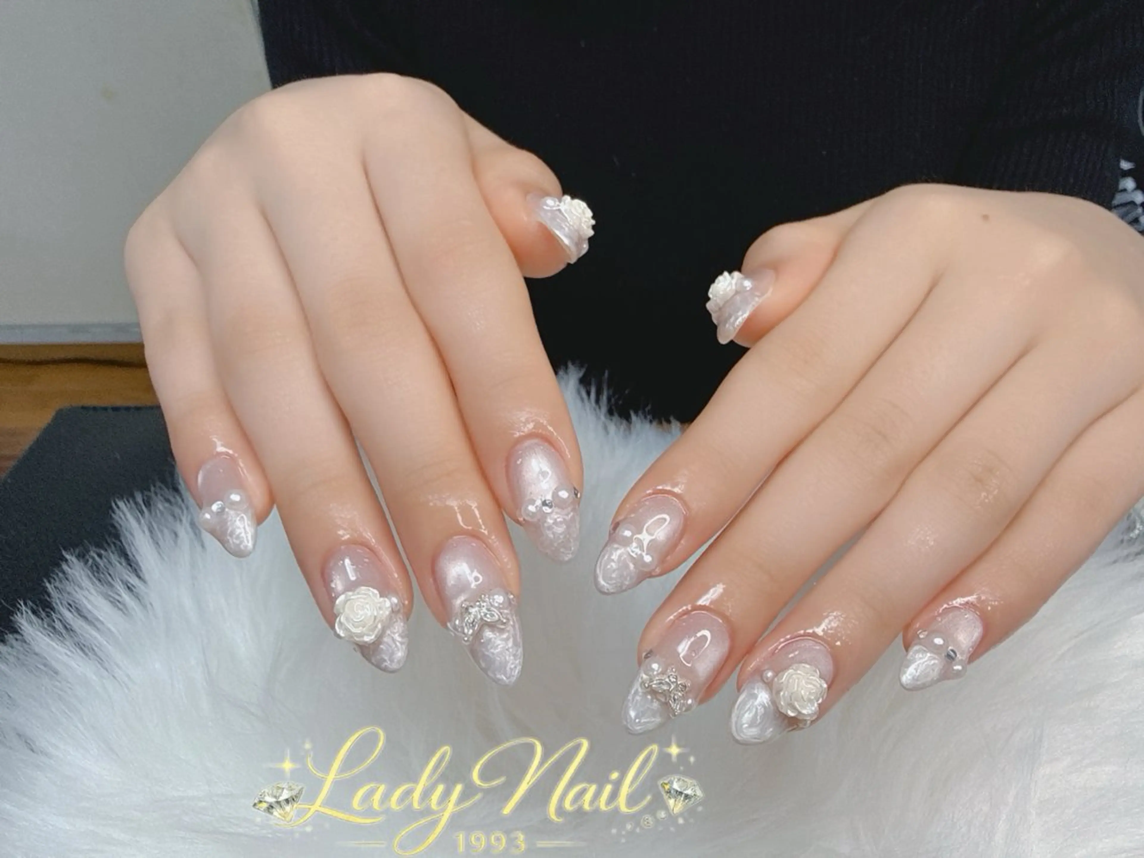 ネイル ハンドネイル Lady Nails 1993所属・タナカ フォンのネイルデザイン