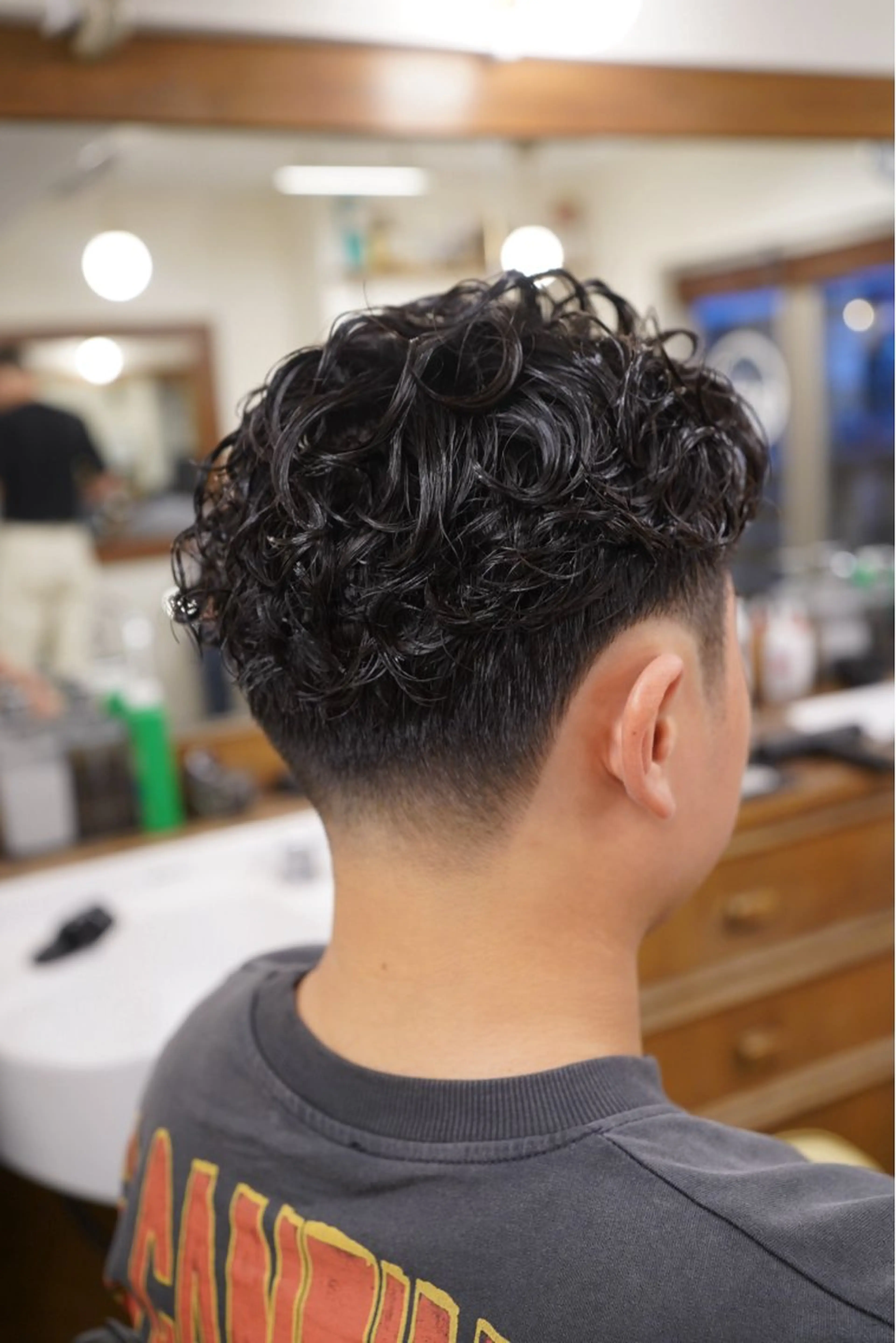 ショート パーマ メンズ フェードカット メンズパーマ カット パーマ 吉祥寺駅 takumiのヘアスタイル