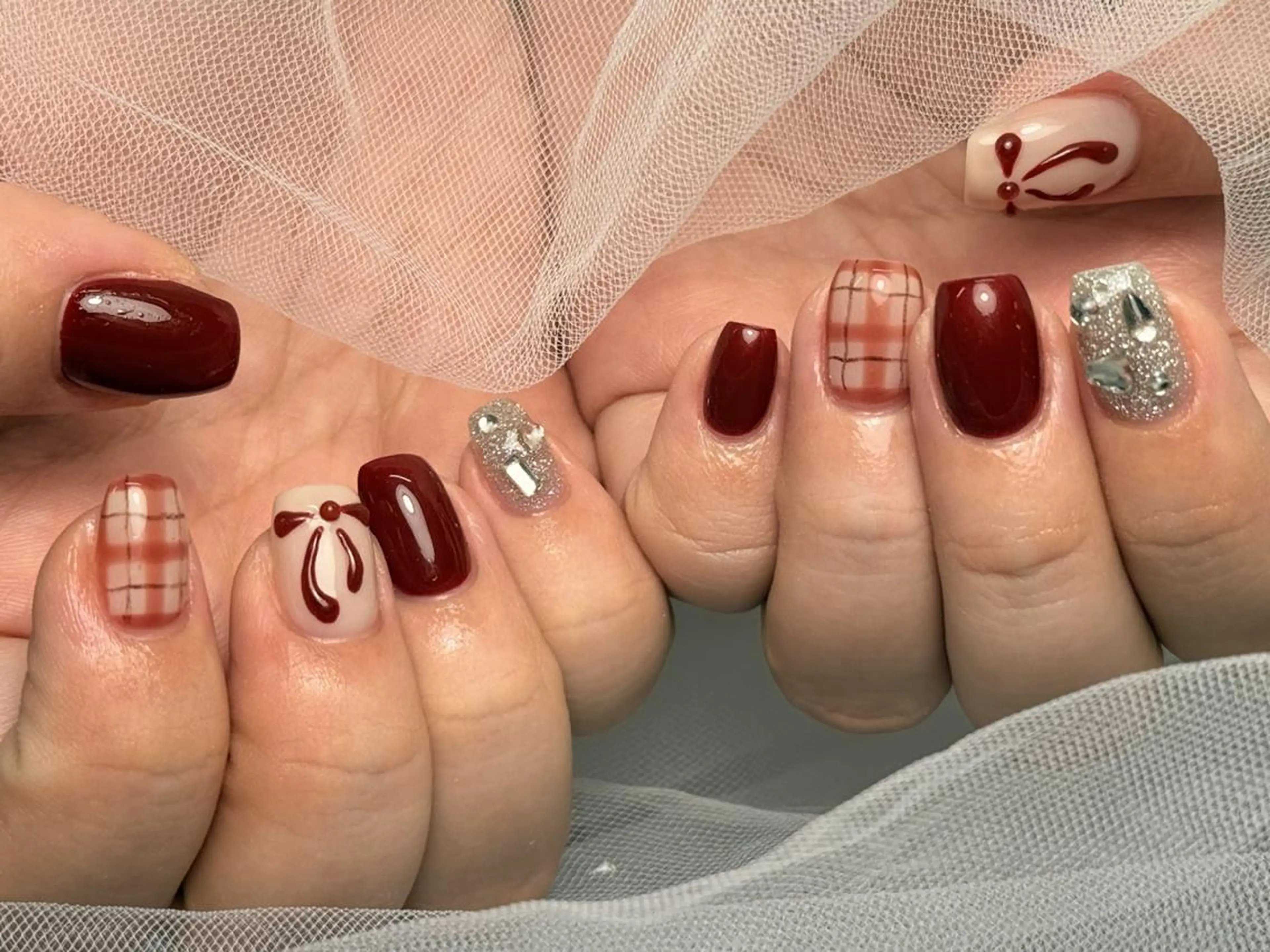 ネイル ハンドネイル ToliyDeliy Linaのネイルデザイン