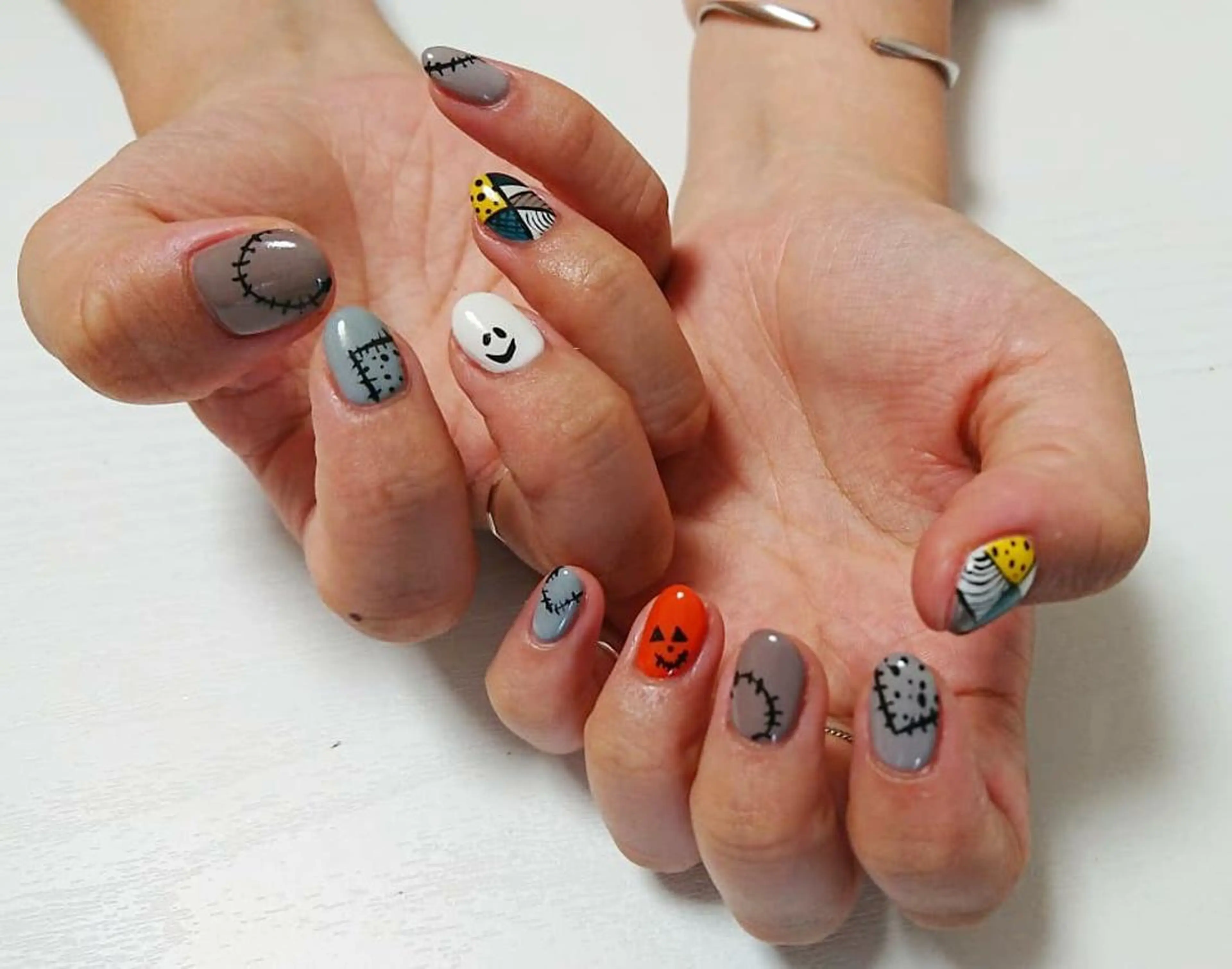 ネイル ハロウィン Lilith Nailのネイルデザイン