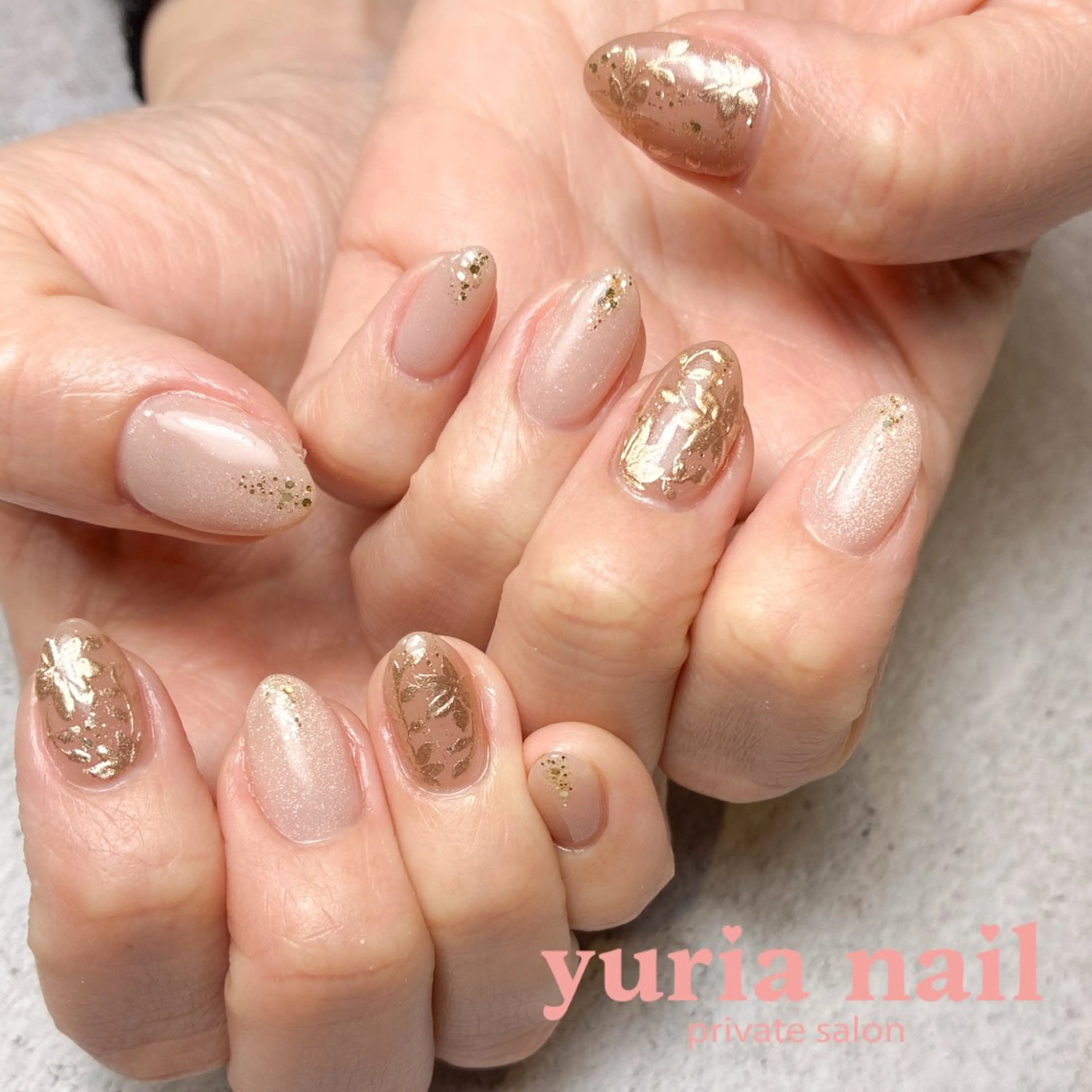 ネイル アートネイル 入学式 フラワーネイル ゴールド 卒業式 ハンドネイル 小林 ゆりあのネイルデザイン