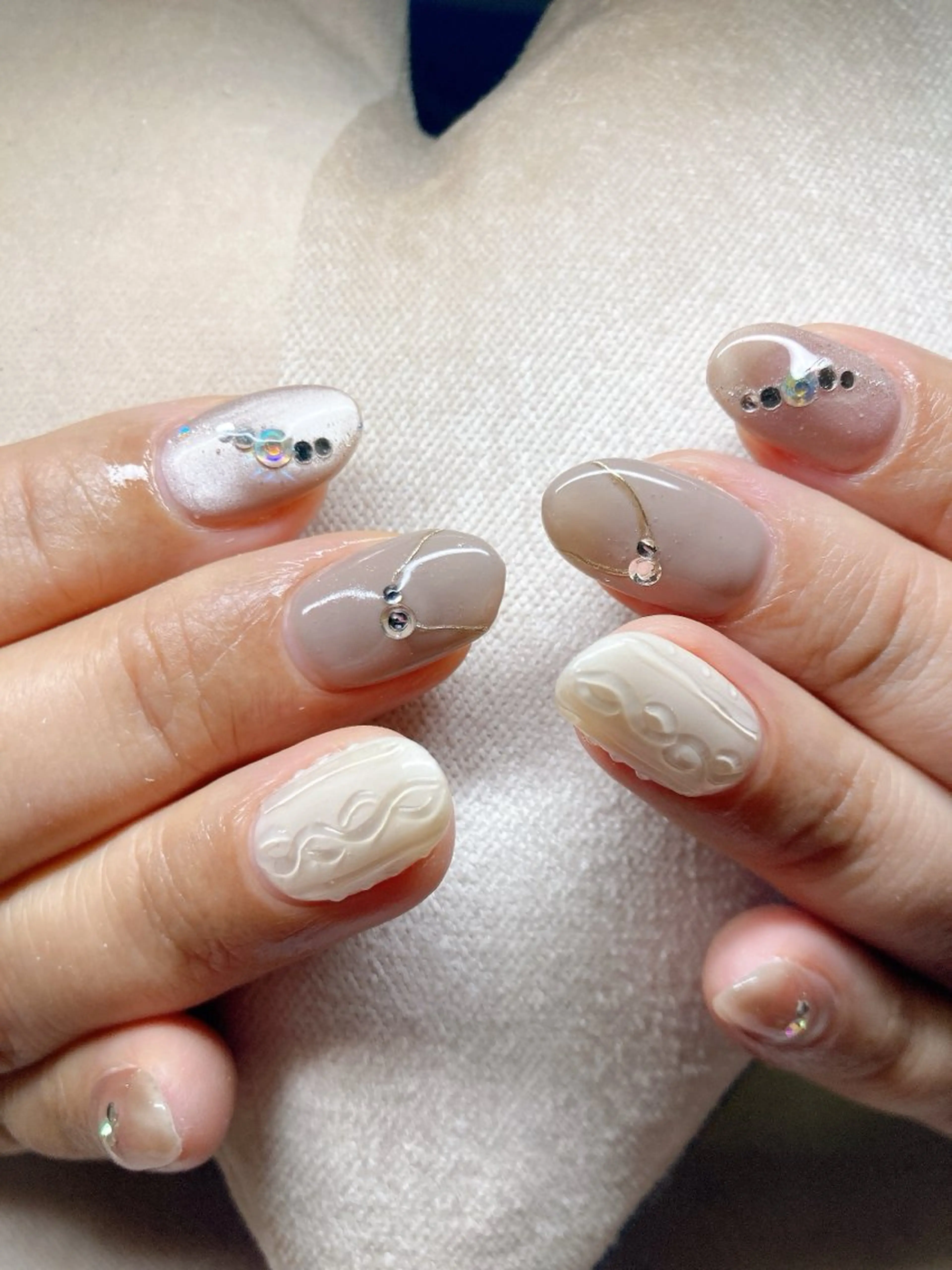 ネイル ECLAT エクラ所属・寺山 千鶴のネイルデザイン