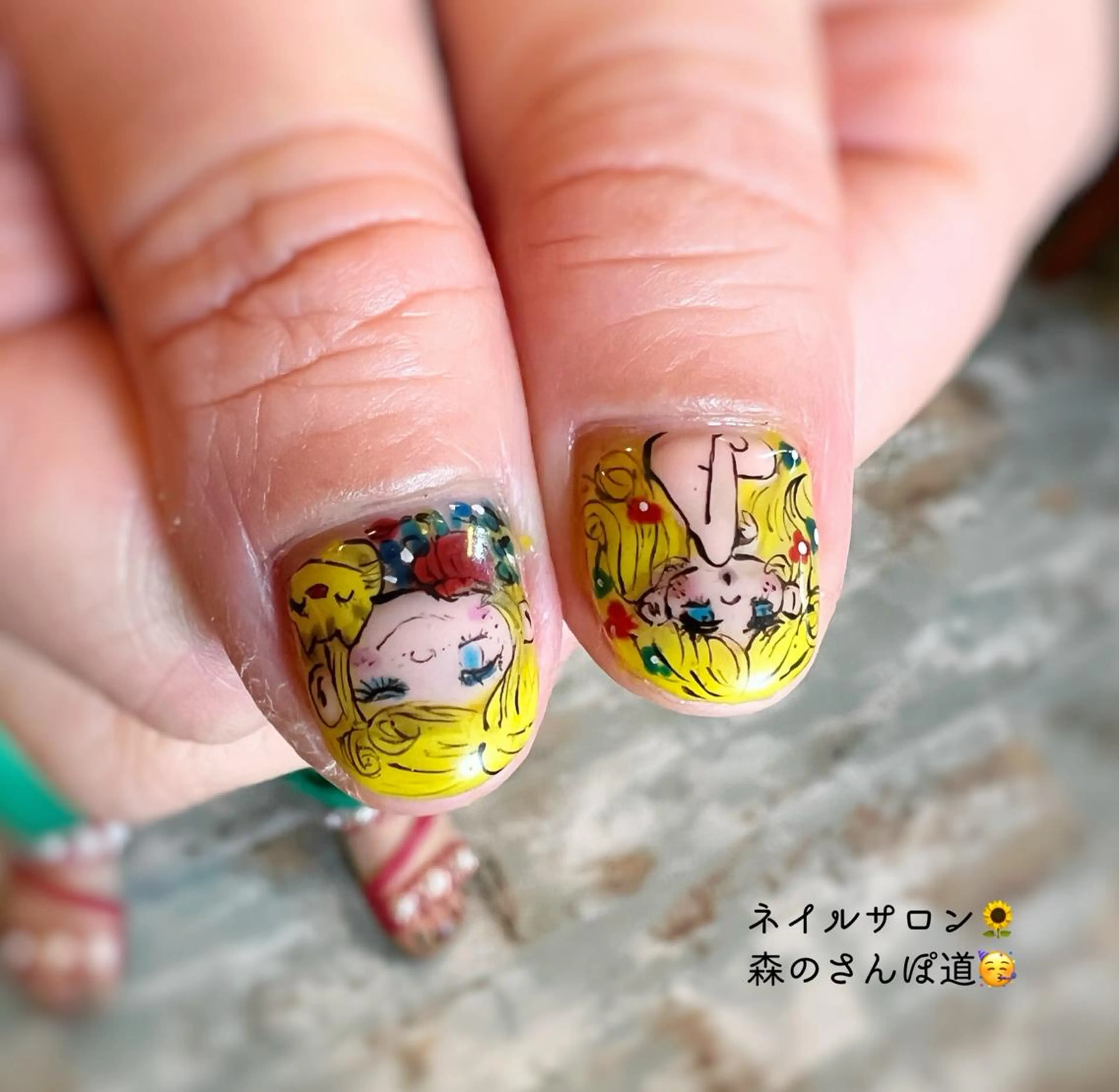 森のさんぽ道所属・ショートネイル 森のさんぽ道のネイルデザイン