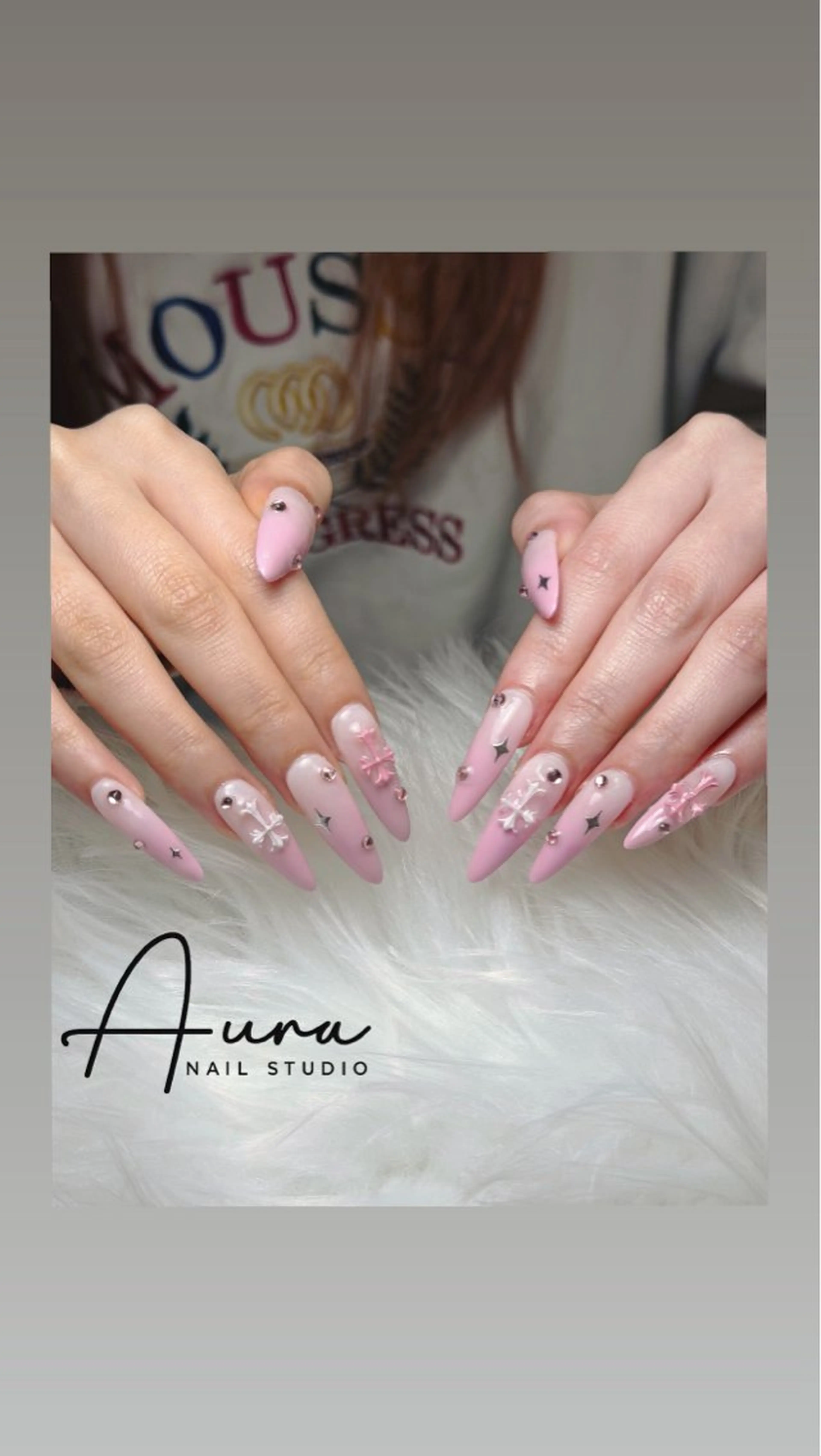 ネイル Aura Nail Studioのネイルデザイン