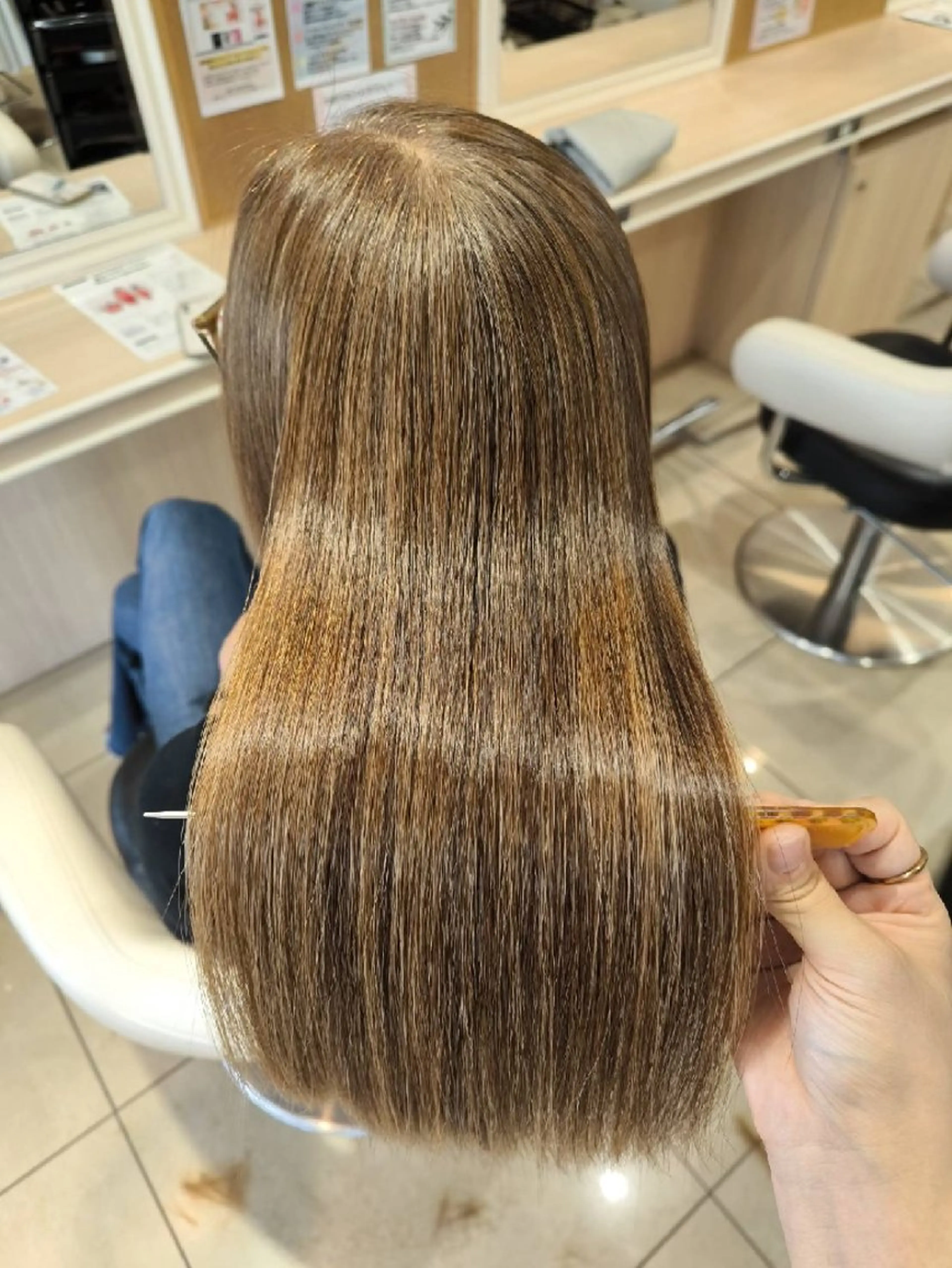 ロング 神谷 仁のヘアスタイル