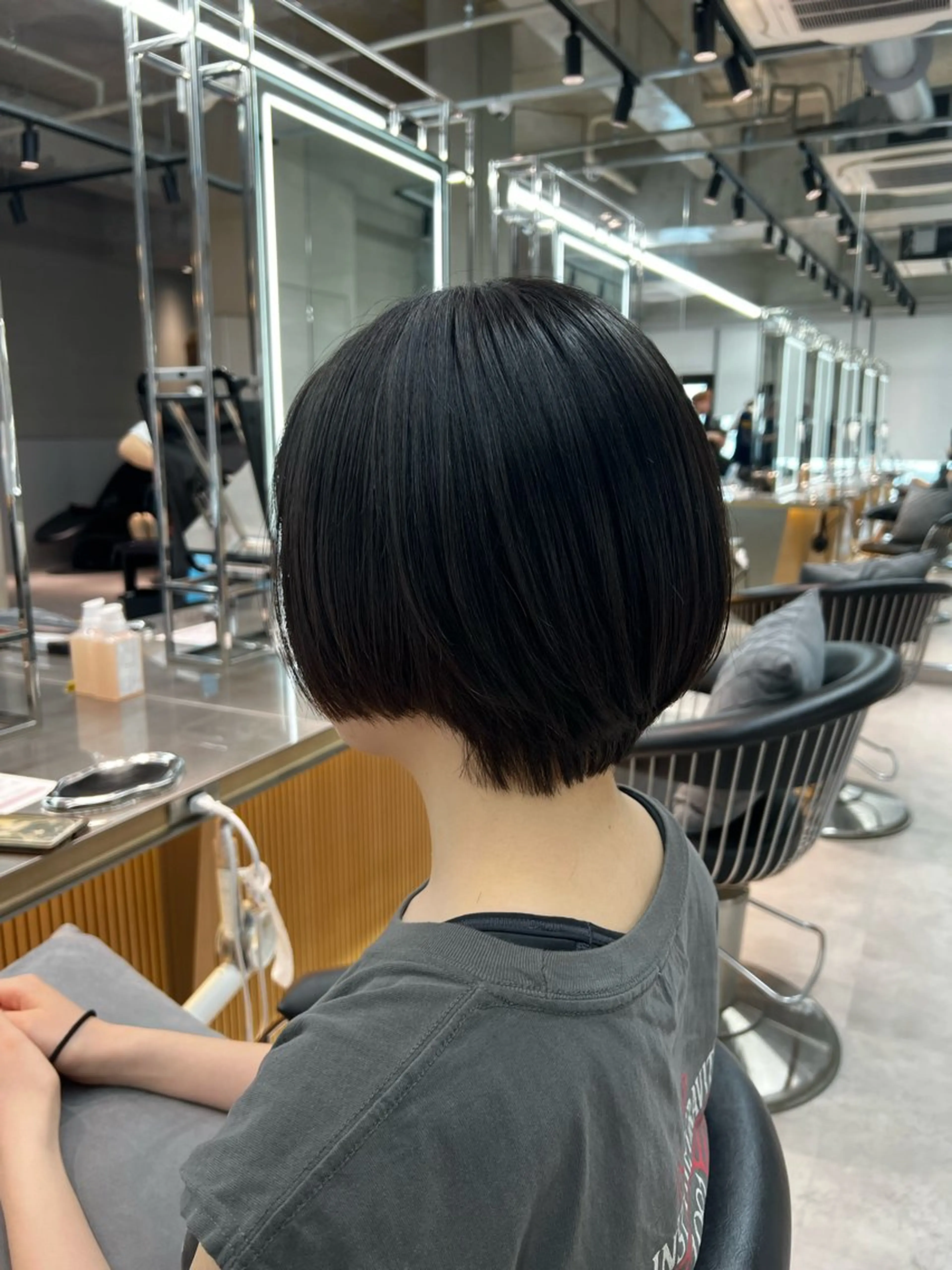 ショート カラー ヘアアレンジ ハンサムショート ショートヘア 似合わせカラー× ウルフカット/ホマレのヘアスタイル