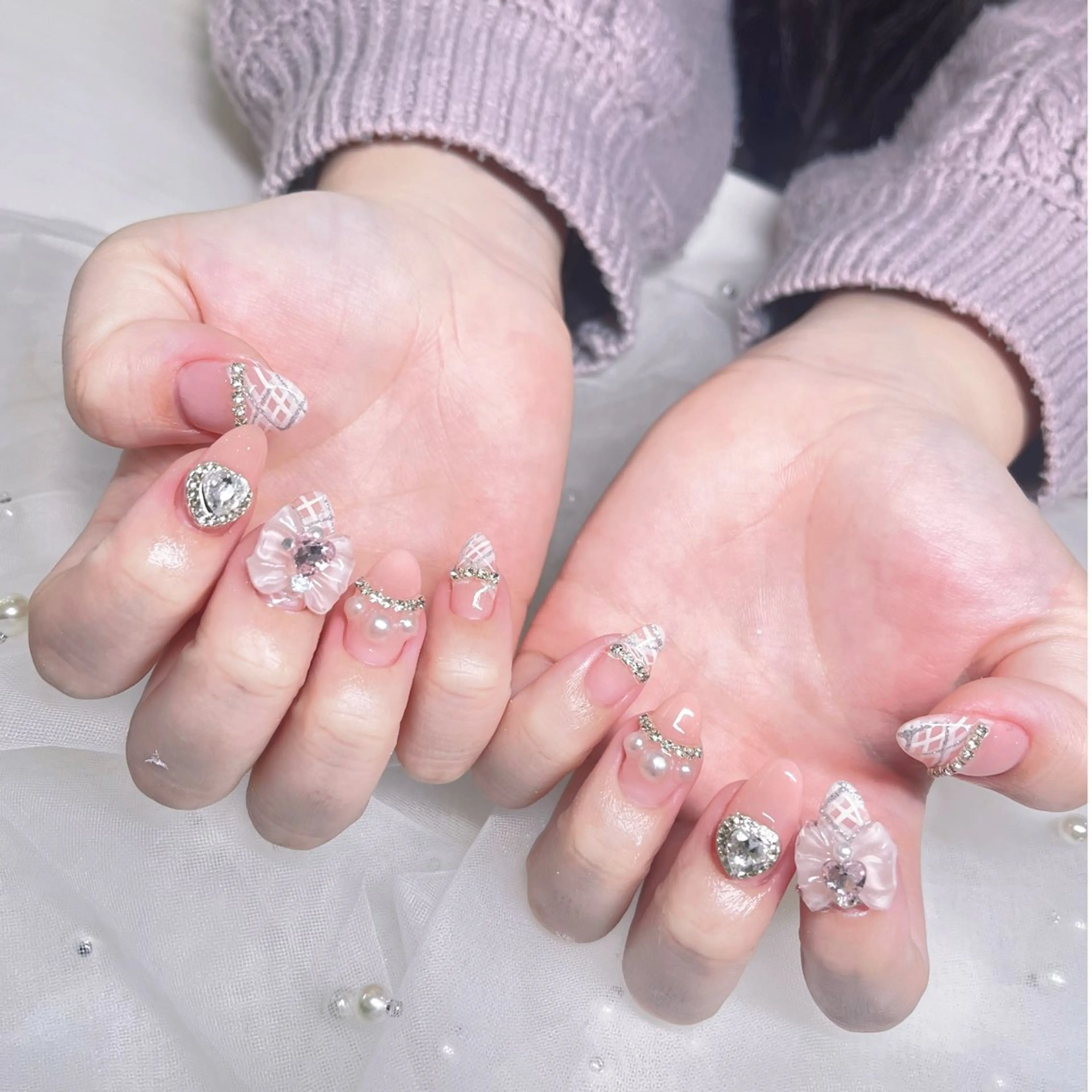 ネイル Fairyフェアリーネイルサロン所属・Nail Hibi サロンのネイルデザイン