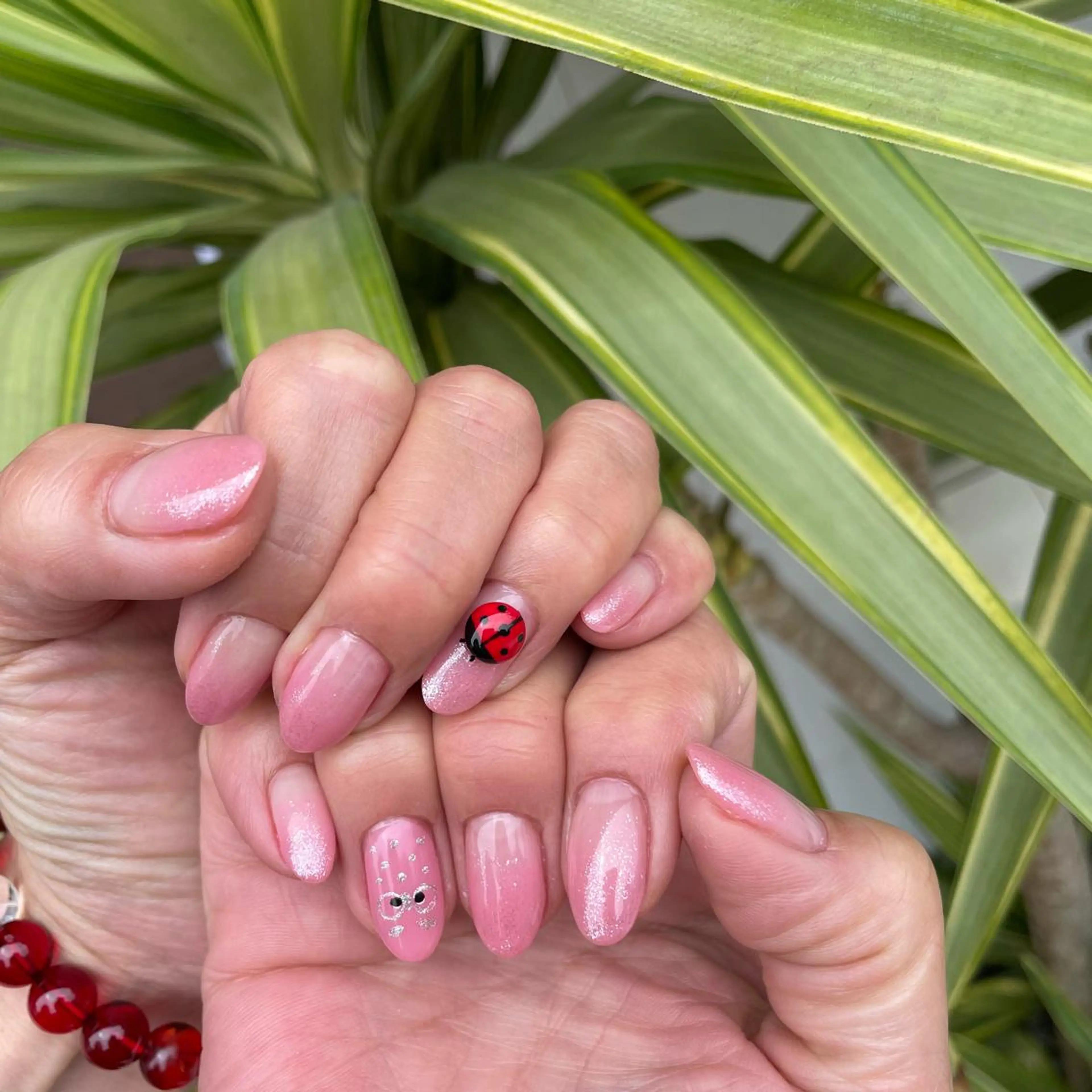 ネイル es nailのネイルデザイン