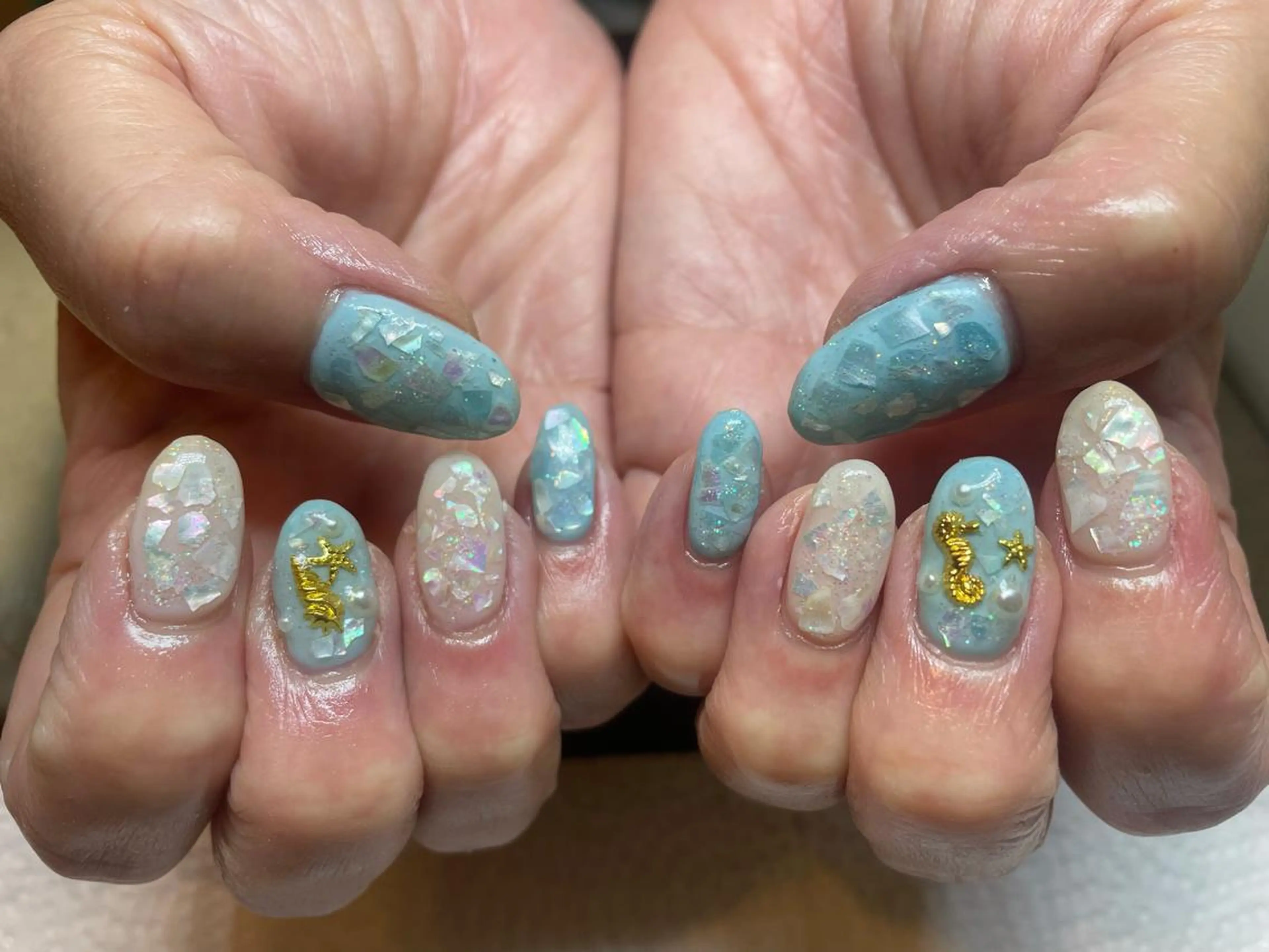 ネイル キラキラネイル M. KOTOMIのネイルデザイン