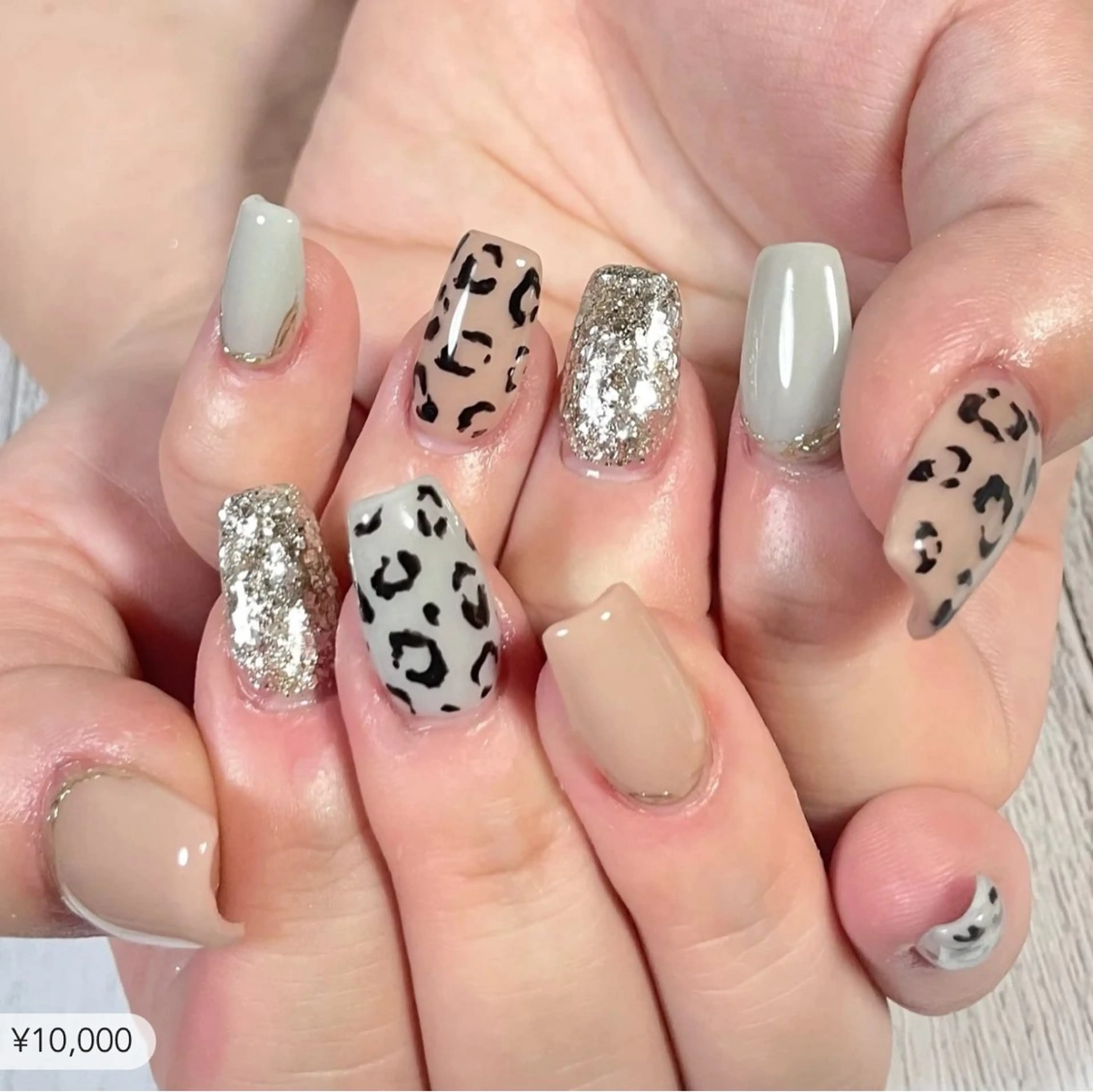 ネイル アニマル柄 スカルプネイル nail daisyのネイルデザイン