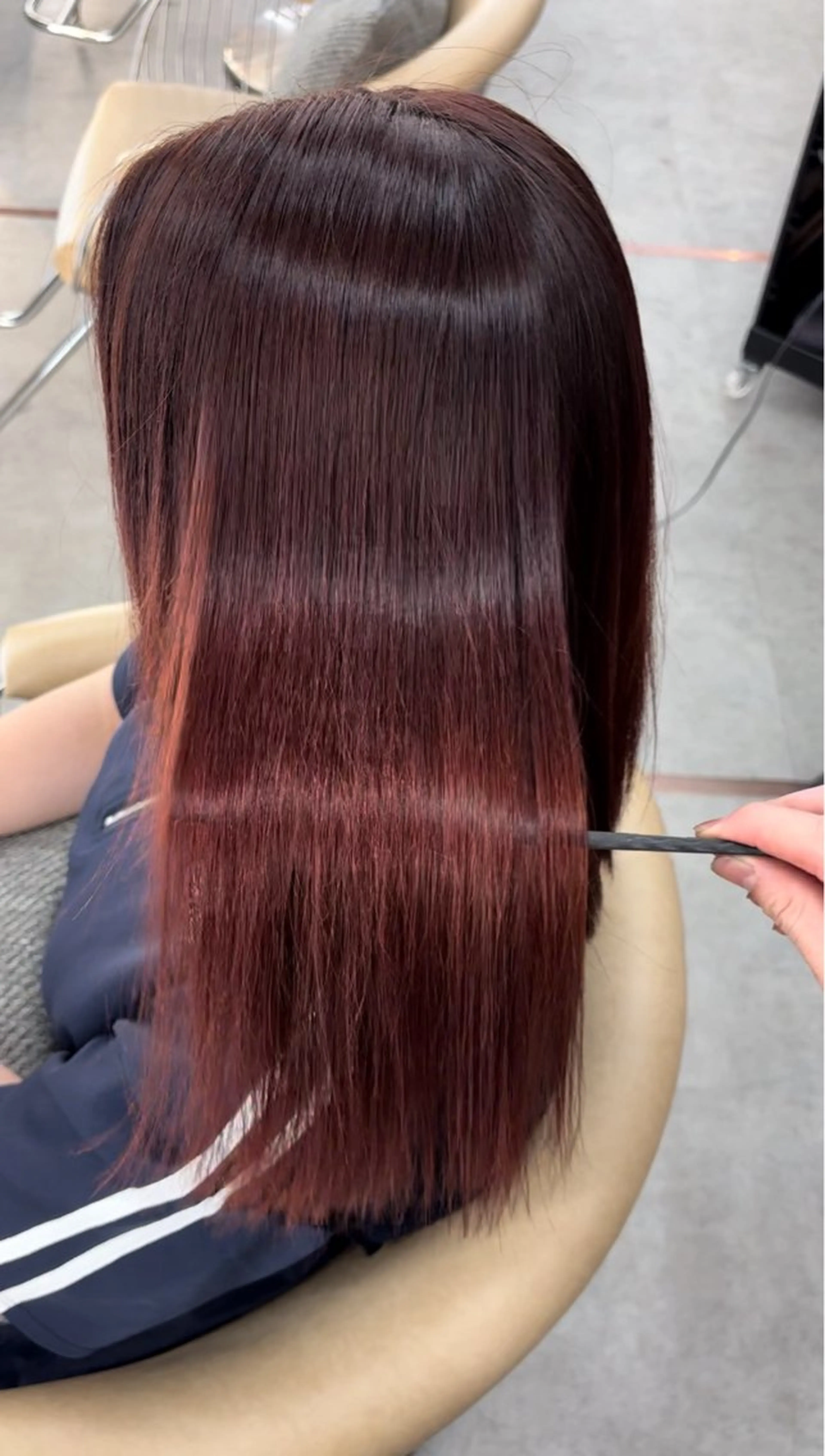 セミロング カラー パーマ カット ヘアカラー 縮毛矯正 トリートメント 垢抜けトレンド レイヤー🩵廣戸楓のヘアスタイル