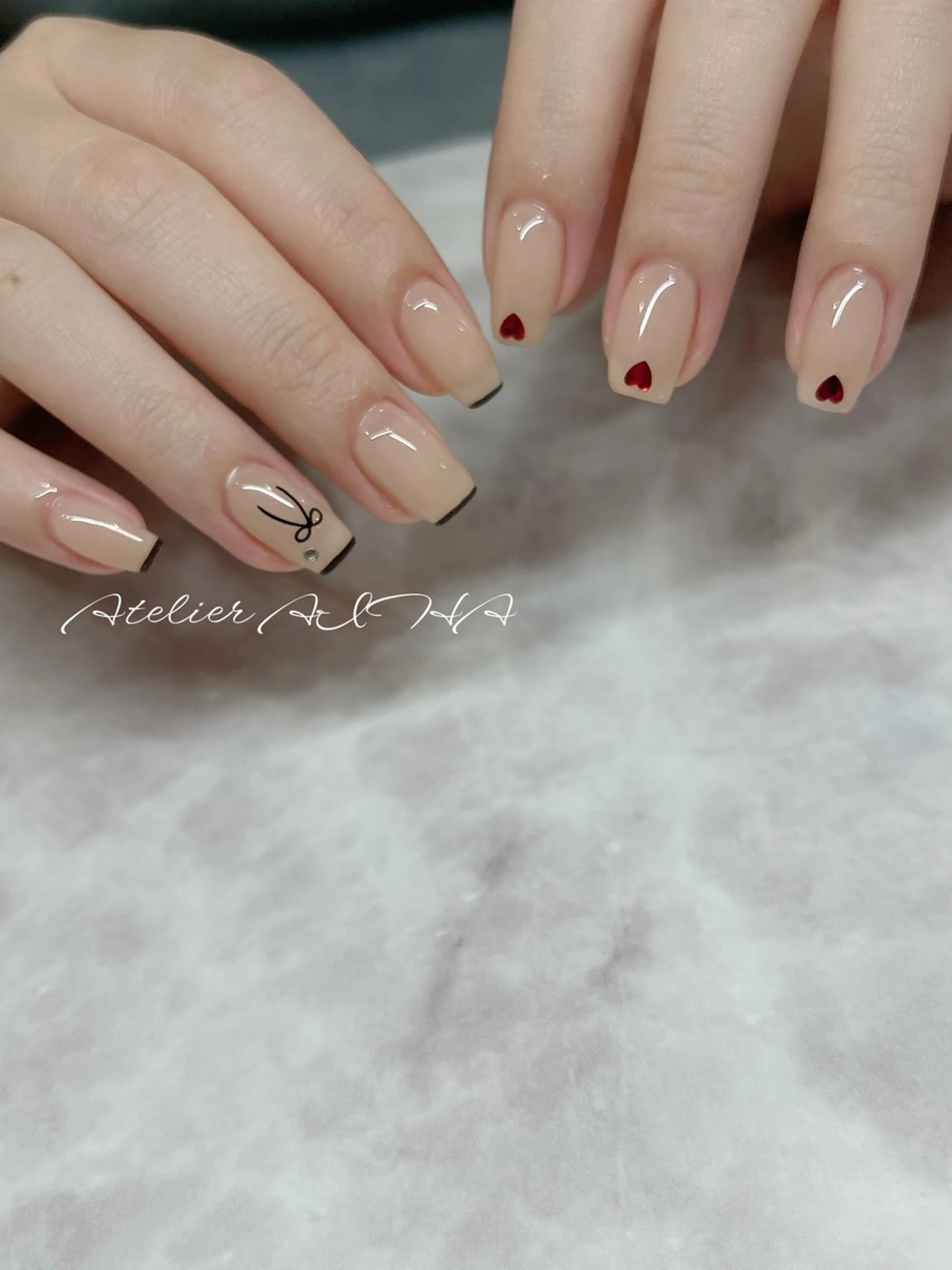 ミディアム アトリエAIHA所属・アトリエAIHA★ フィルイン推奨サロンのネイルデザイン