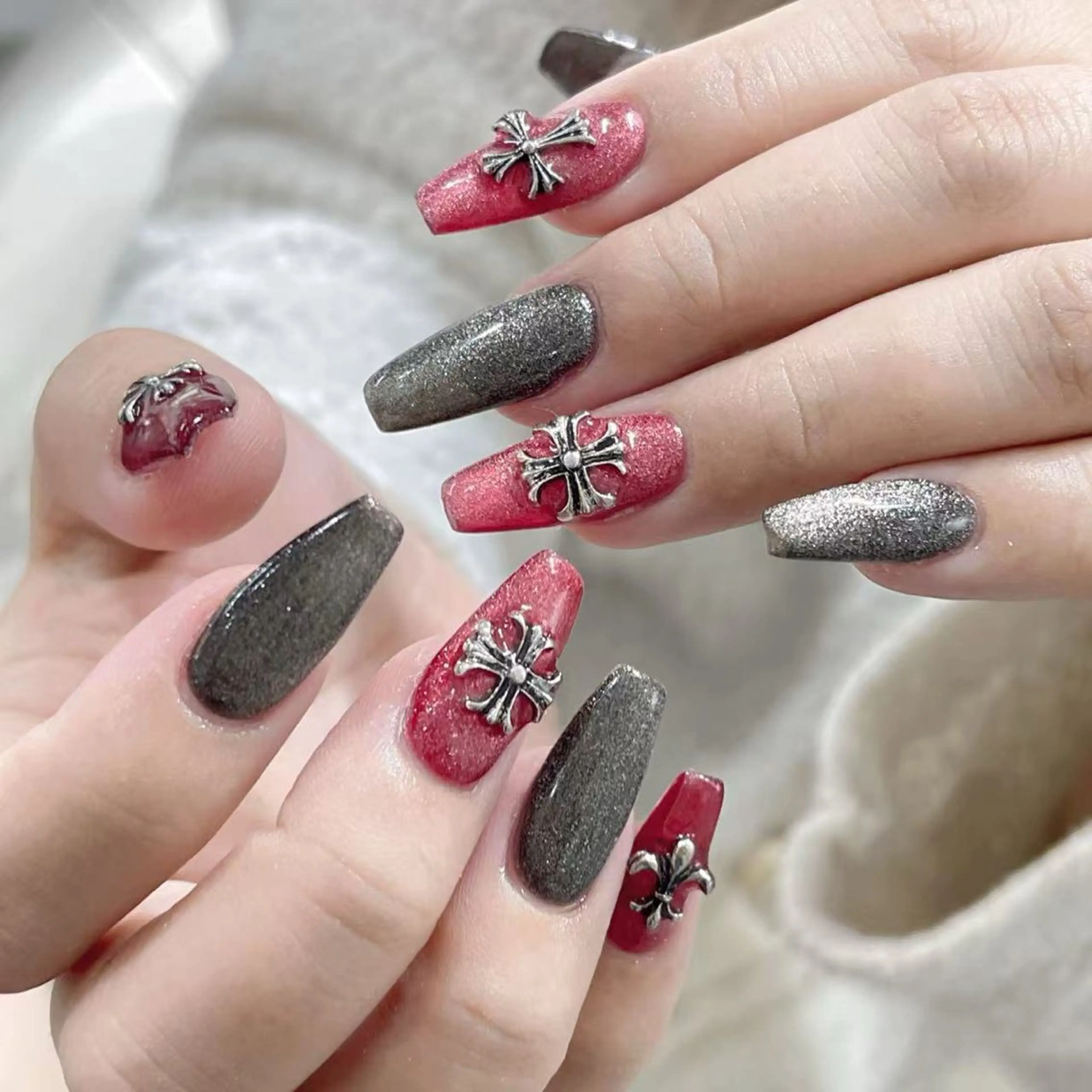 ネイル ハンドネイル Queens マオのネイルデザイン