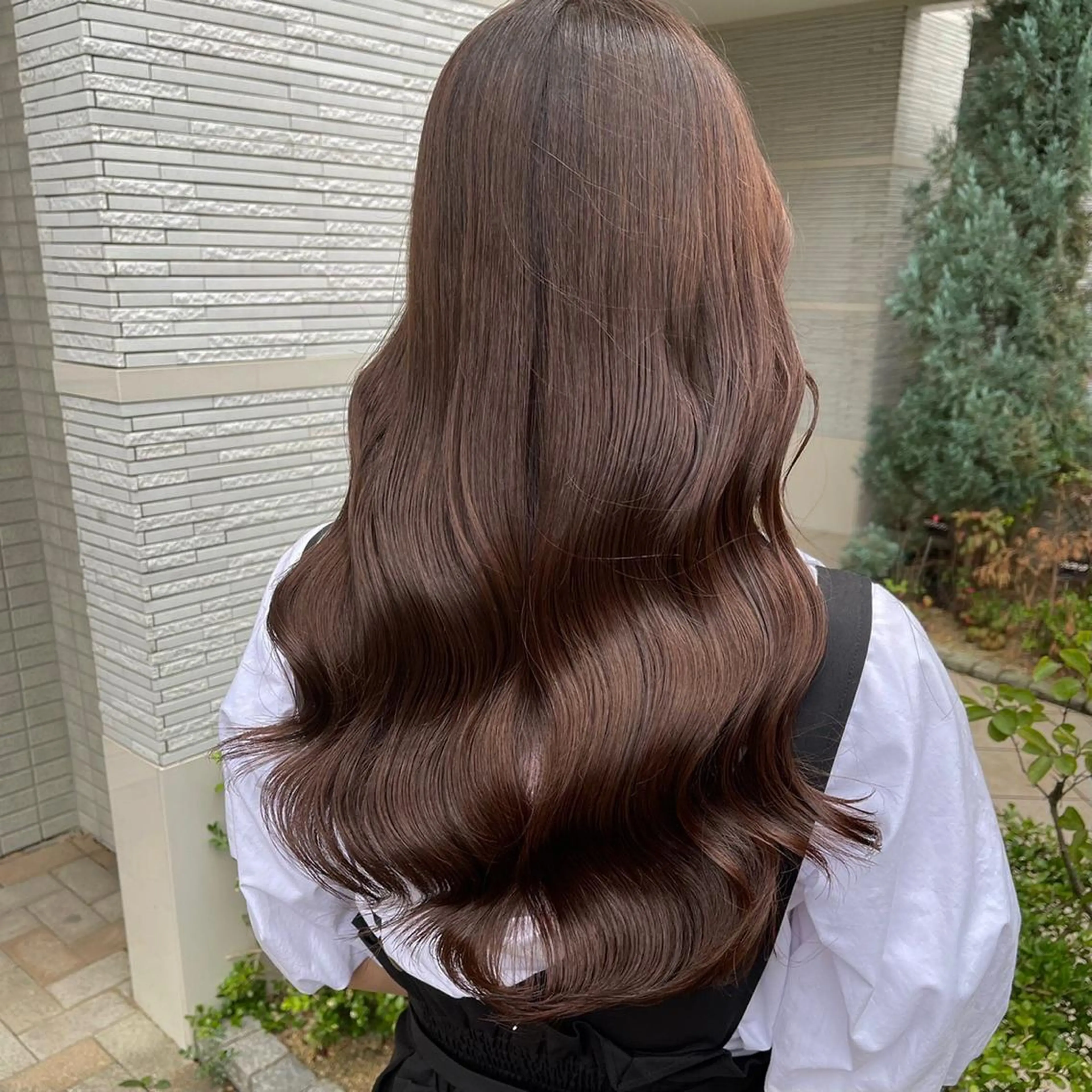 カラー KOKORO 中村 朱里のヘアスタイル