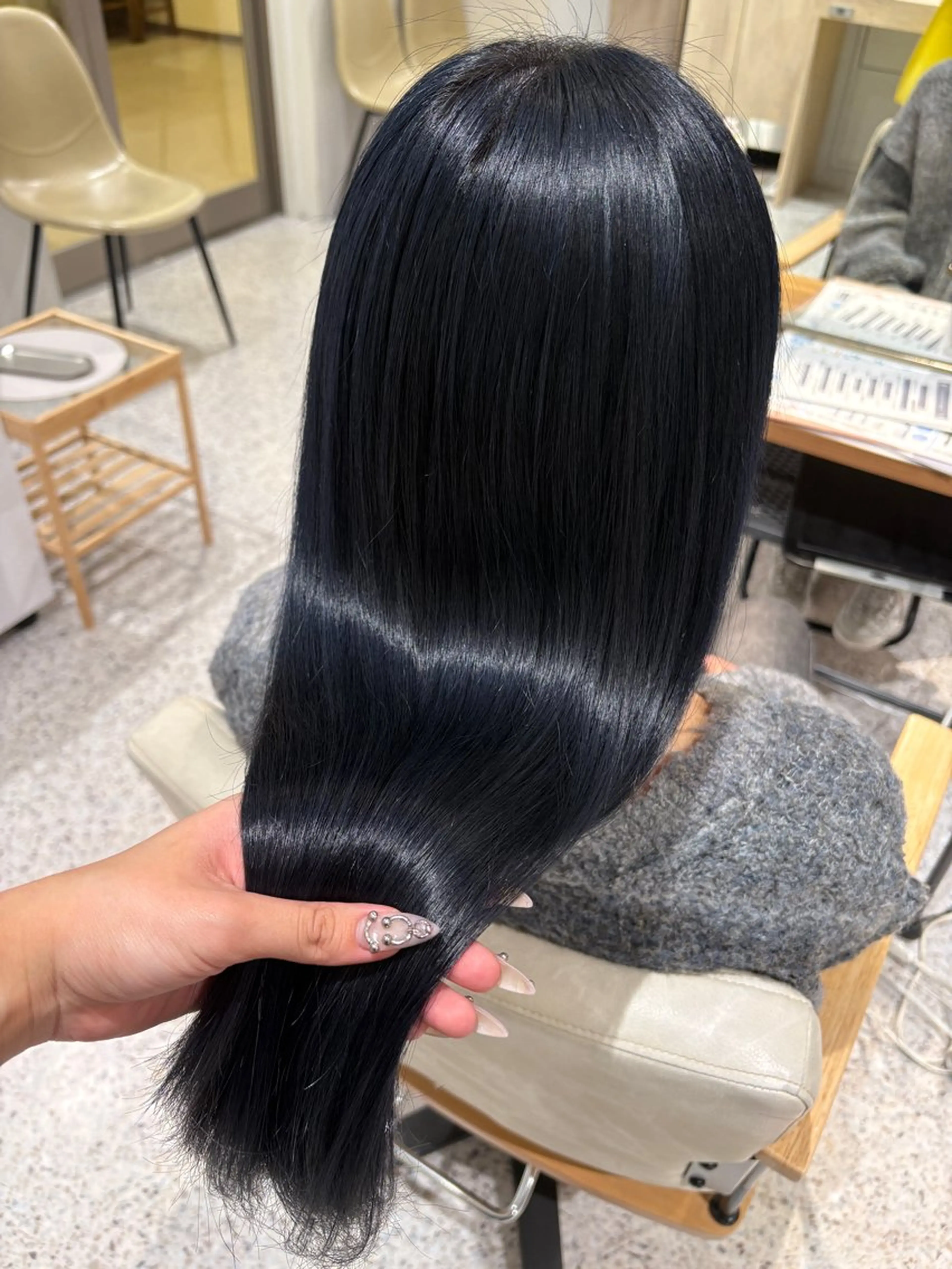 カラー ヘアカラー 👽個性派ネイル🎀 komachiのマツエク・マツパデザイン