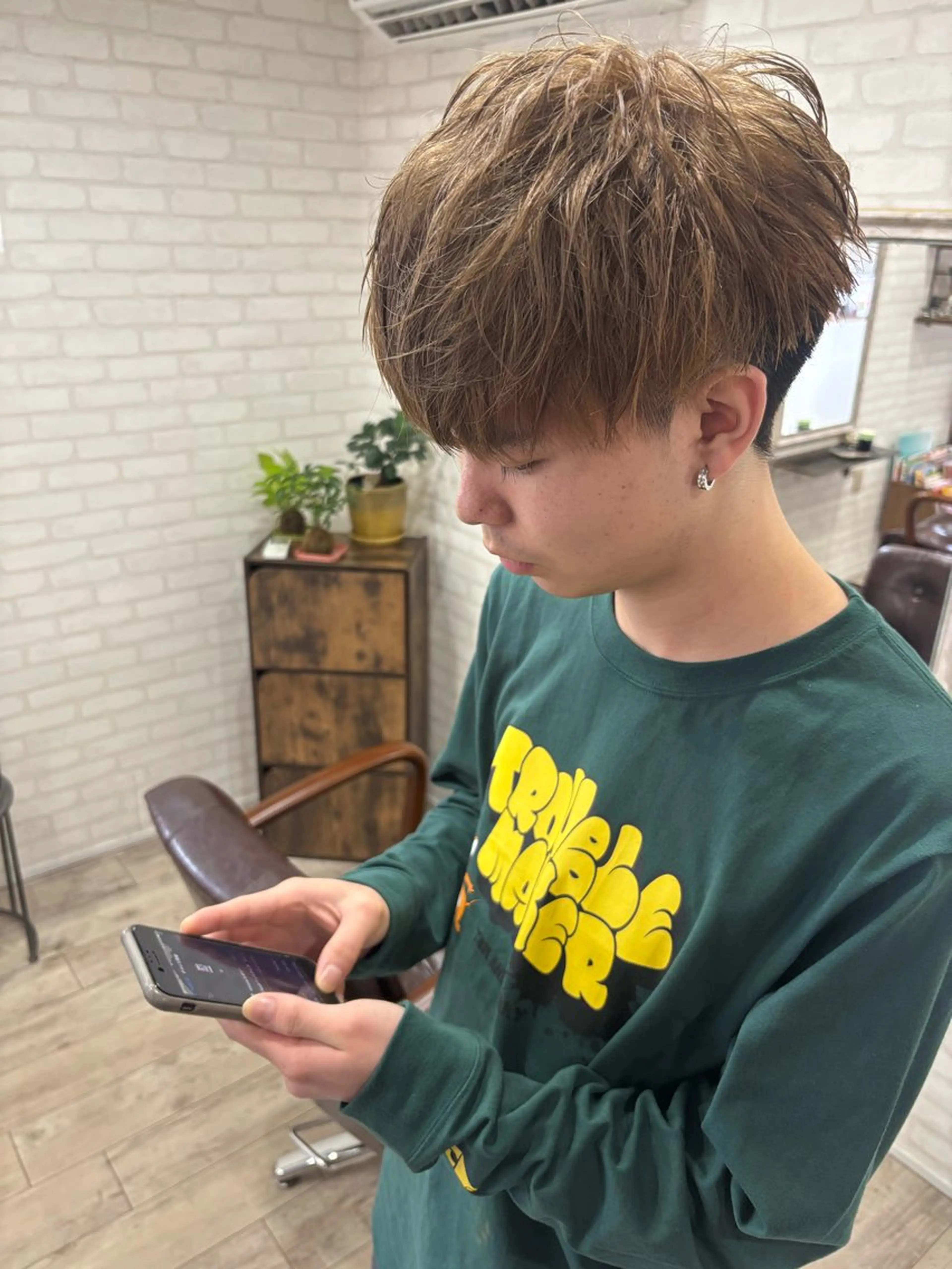 カラー メンズ カット ヘアカラー トリートメント 藤田 陽斗のヘアスタイル