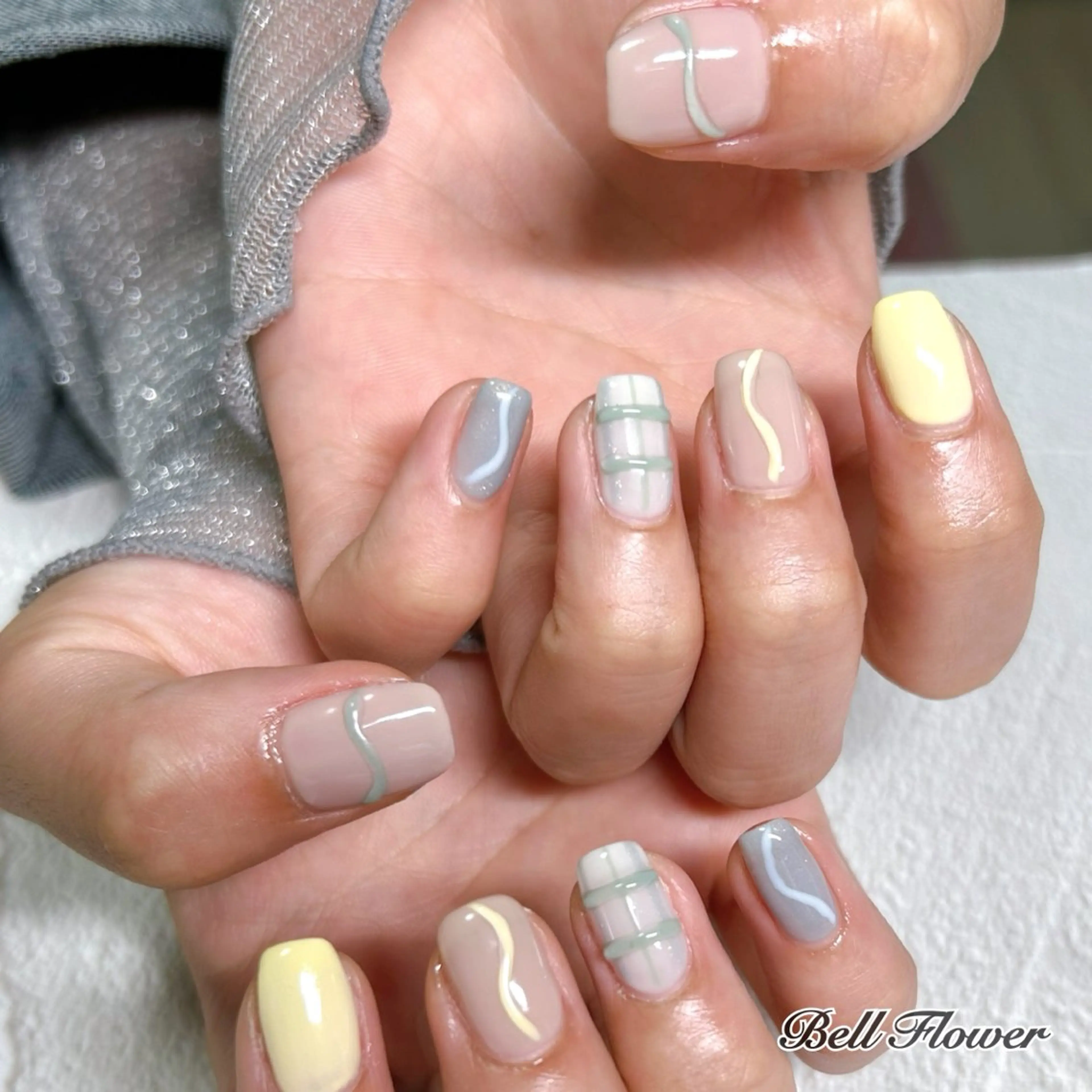 ネイル ハンドネイル Bell Flowerのネイルデザイン