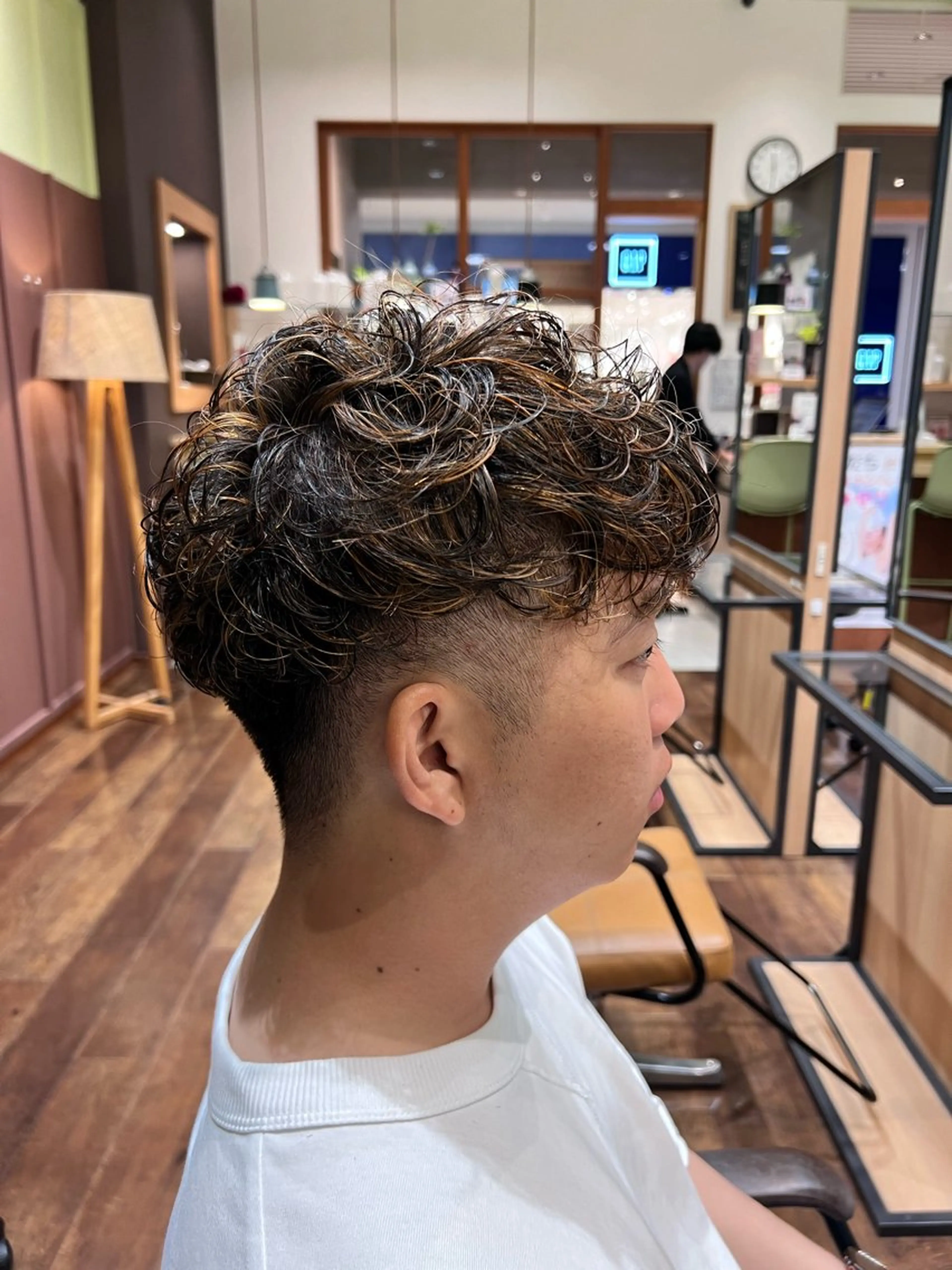 パーマ メンズ スペインカール 🌻井上 マリー🌻のヘアスタイル