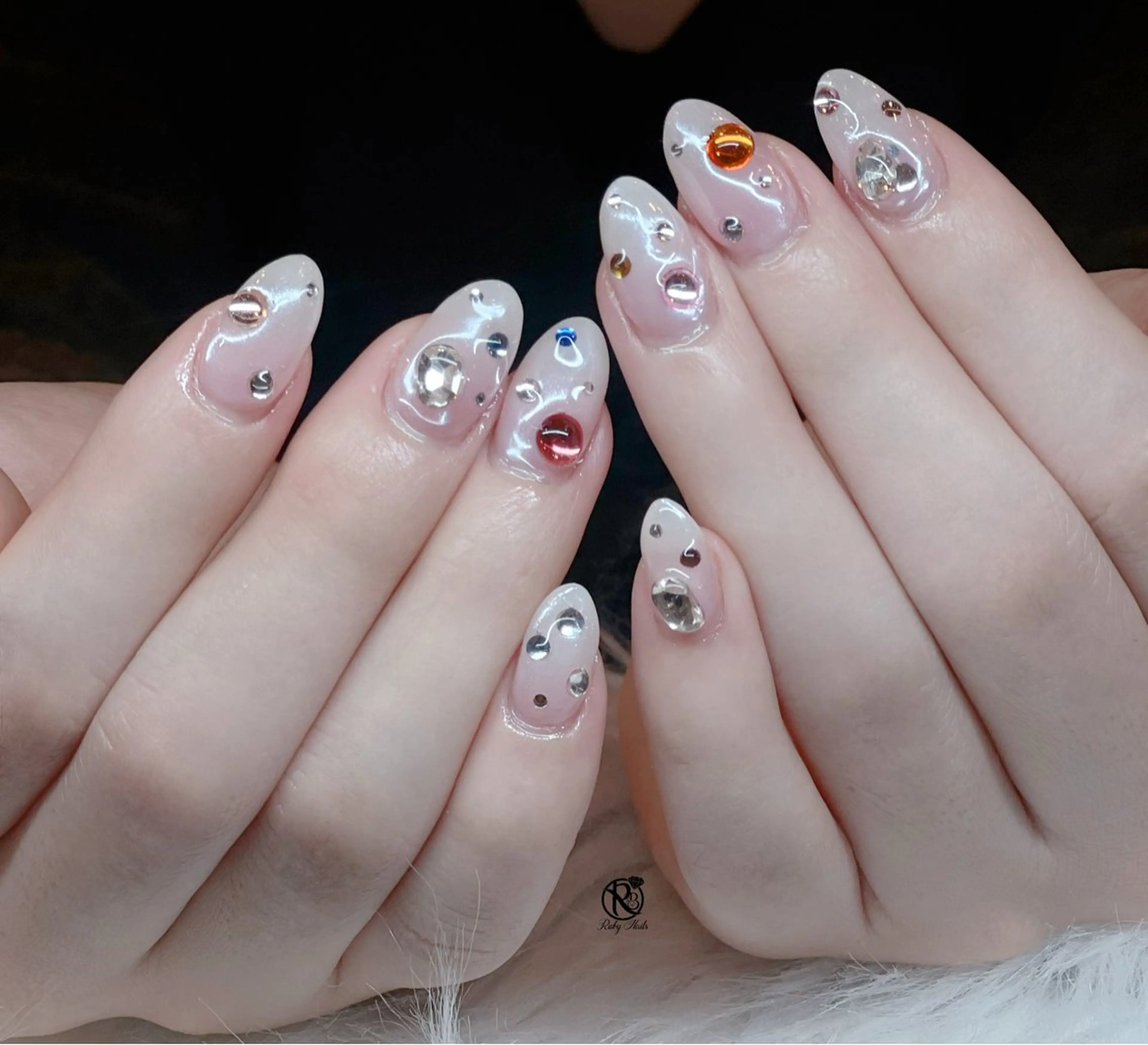 ネイル ボルドー ブラウン チークネイル ドット フットネイル ハンドネイル CHERRYネイルサロン所属・チェリネイルサロン 霞ヶ関のネイルデザイン