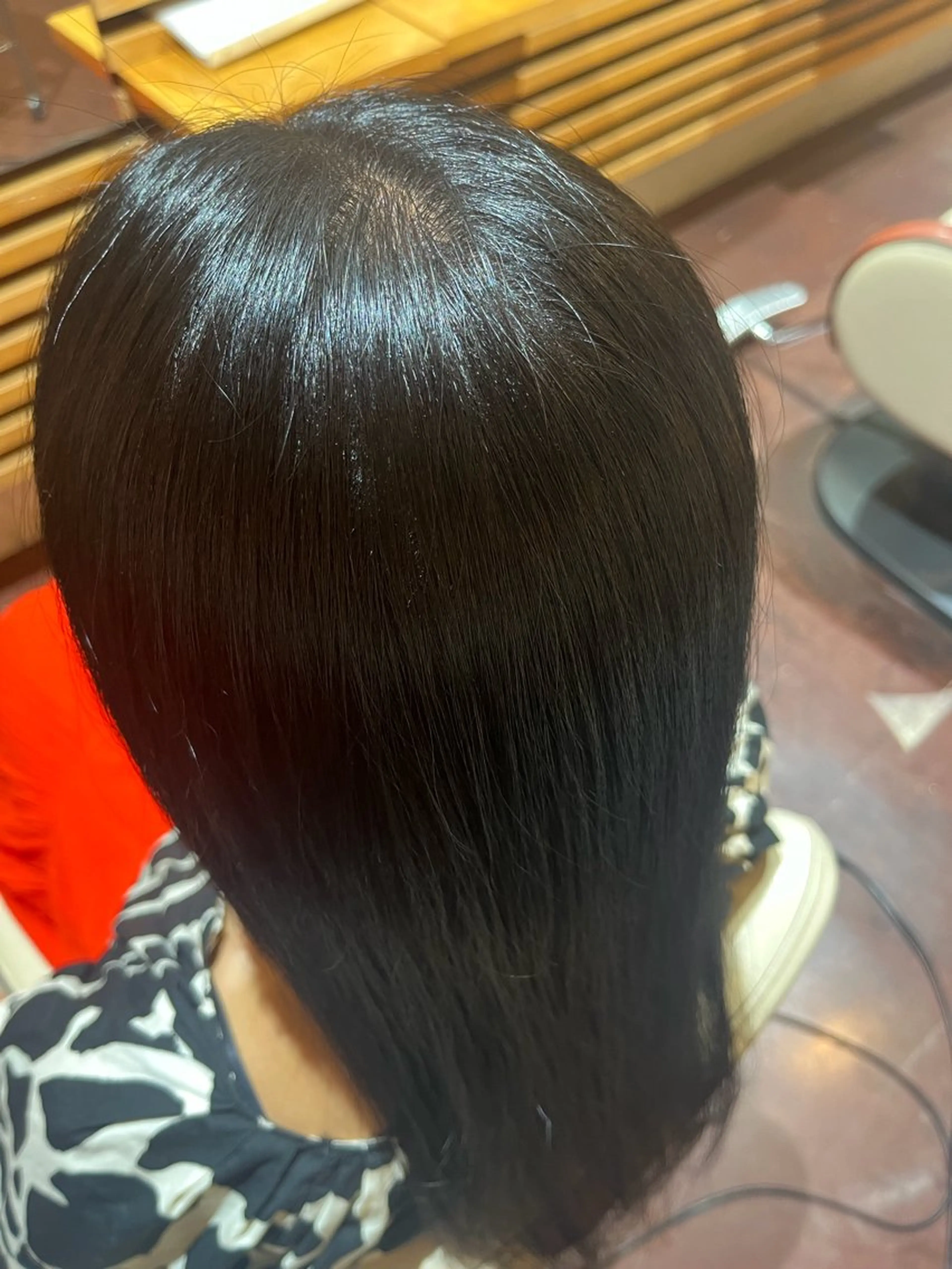 カラー 内村 紫里のヘアスタイル