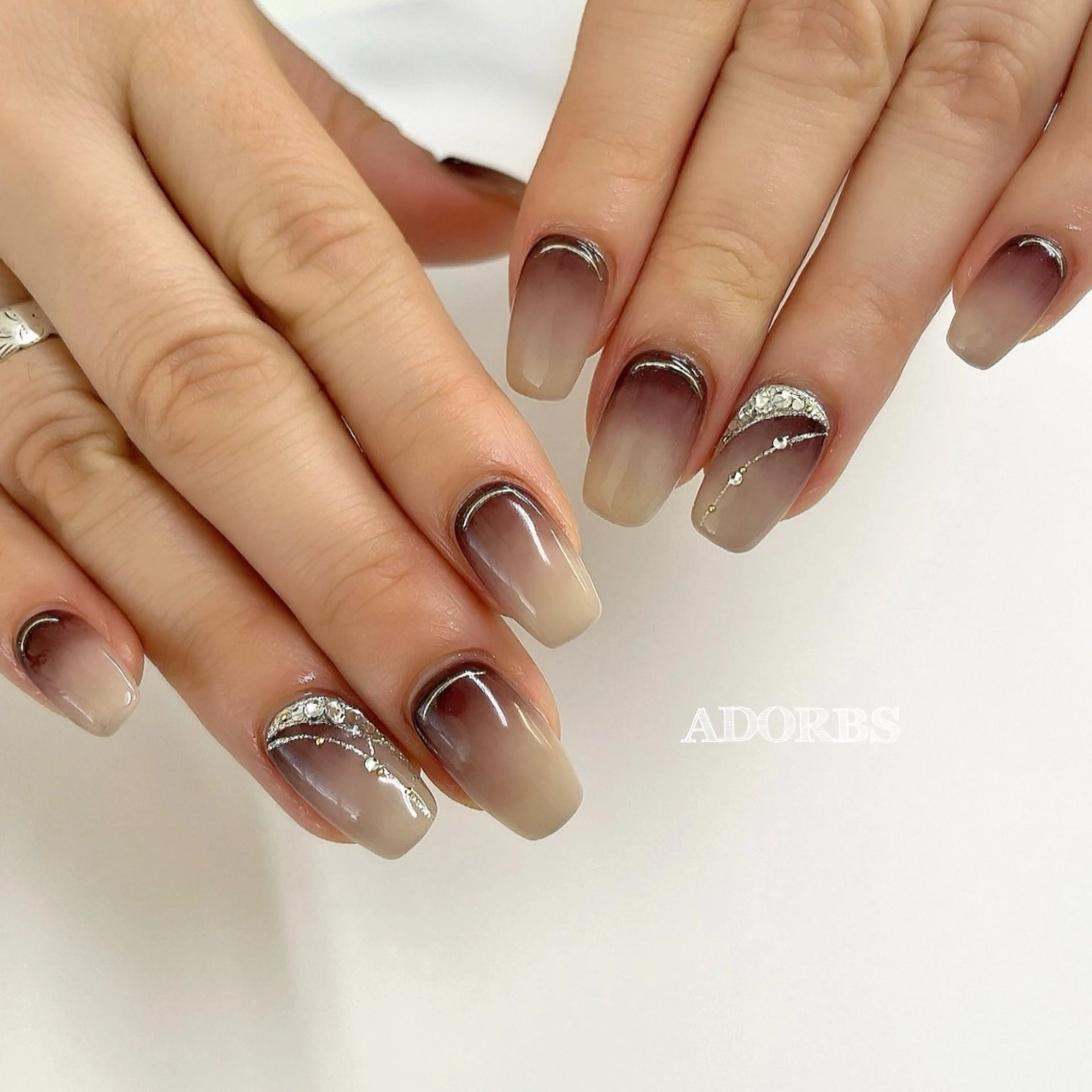 ネイル グラデーション ハンドネイル ADORBS ✩上福岡のネイルデザイン