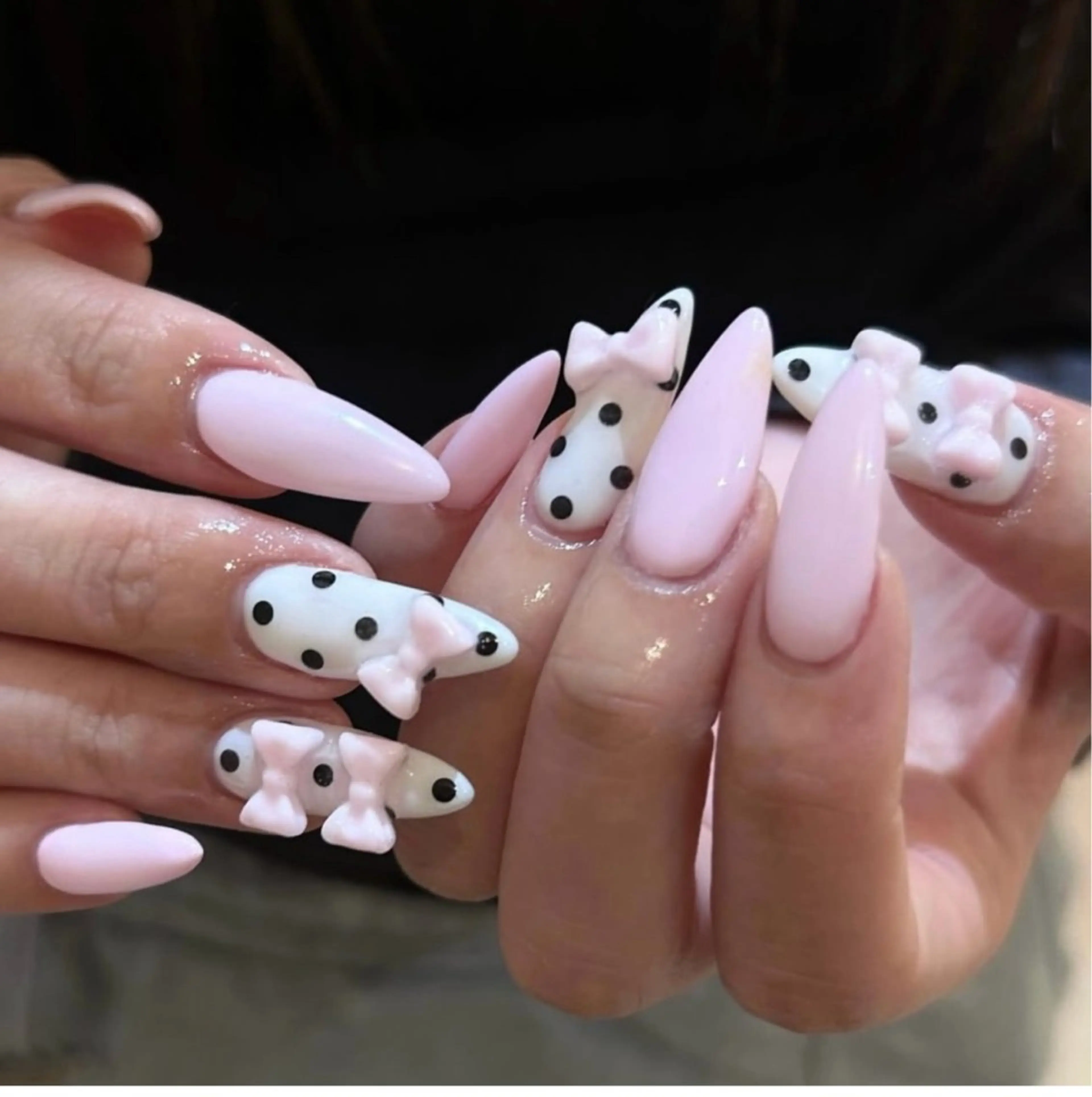 ネイル アートネイル 長さ出し ジェルネイル マグネットネイル ニュアンスネイル なな_ CloudyChanのネイルデザイン