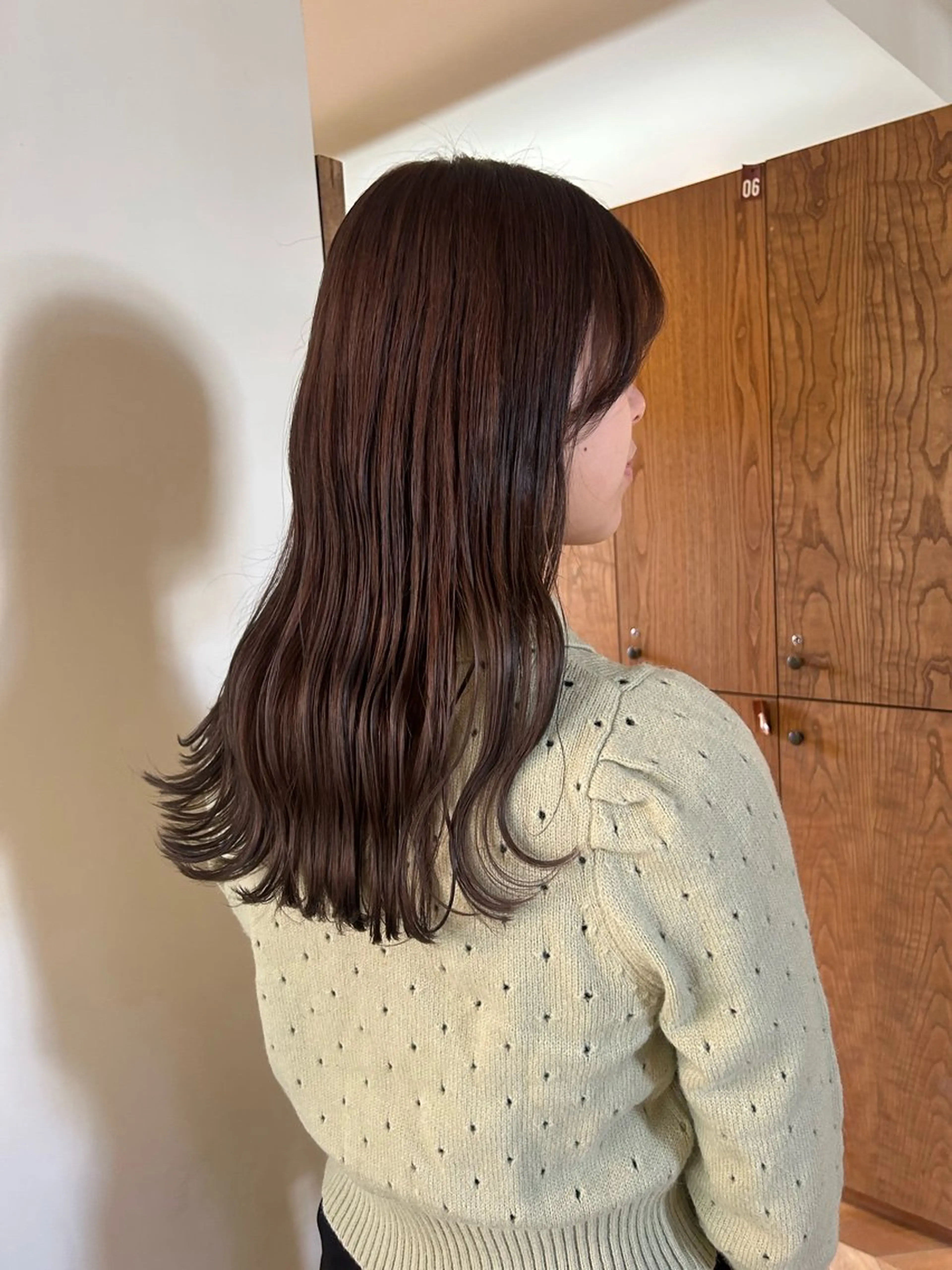 ロング カラー ベージュカラー hair lapis上地所属・ハヤシ ユウカのヘアスタイル