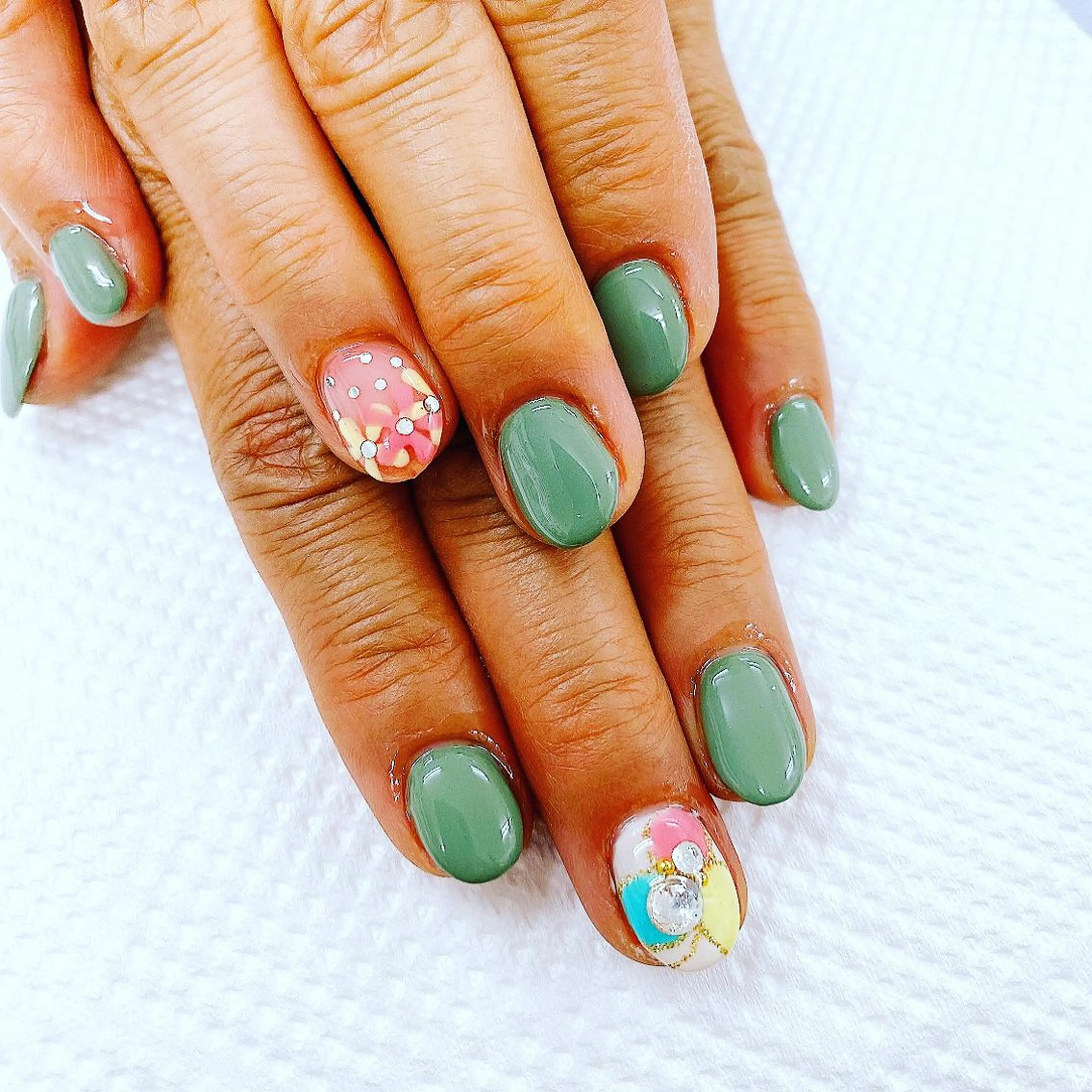 ネイル N._._.claw[エヌクロー]所属・N._._. clawのネイルデザイン