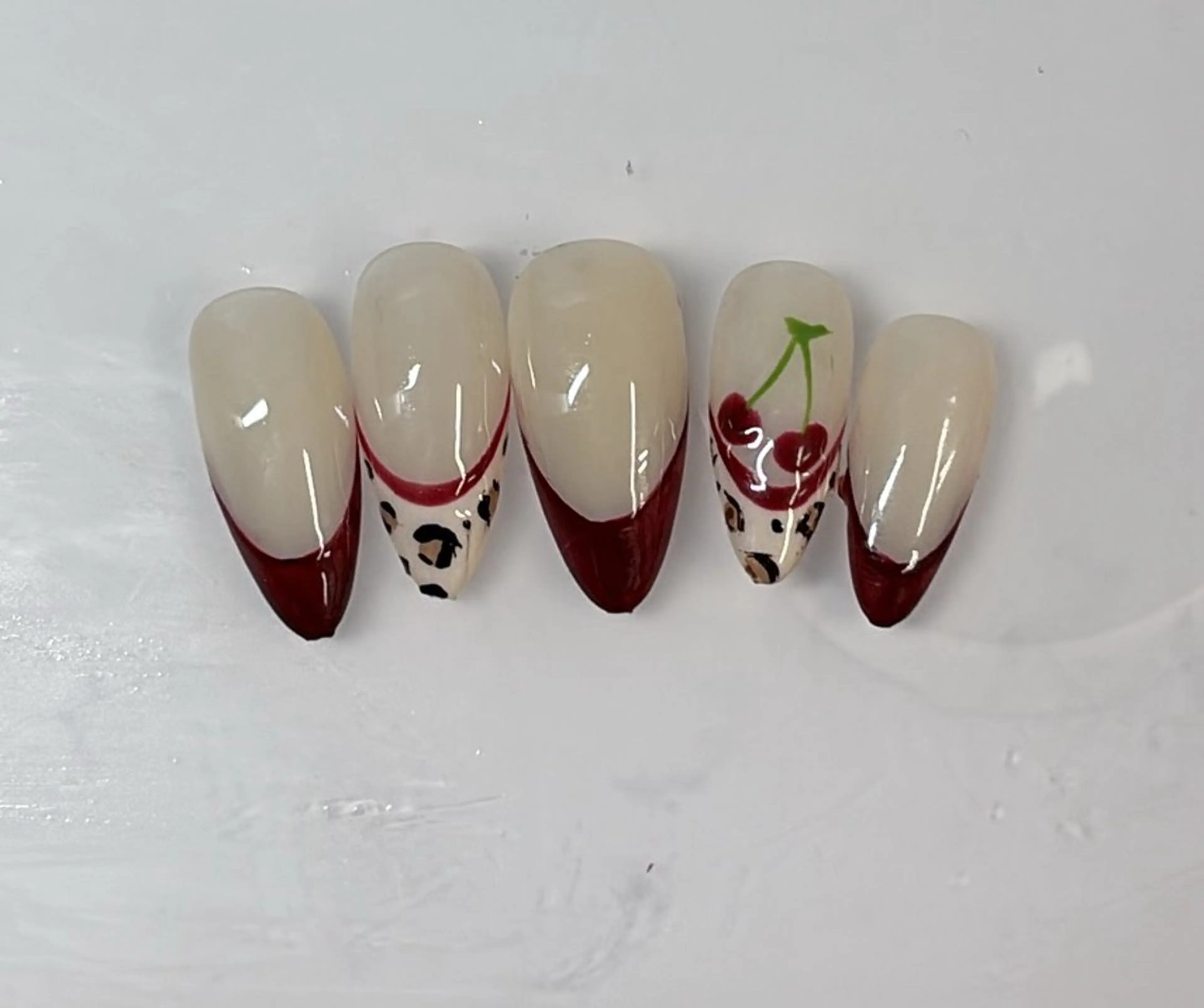 ネイル アニー ルナのネイルデザイン