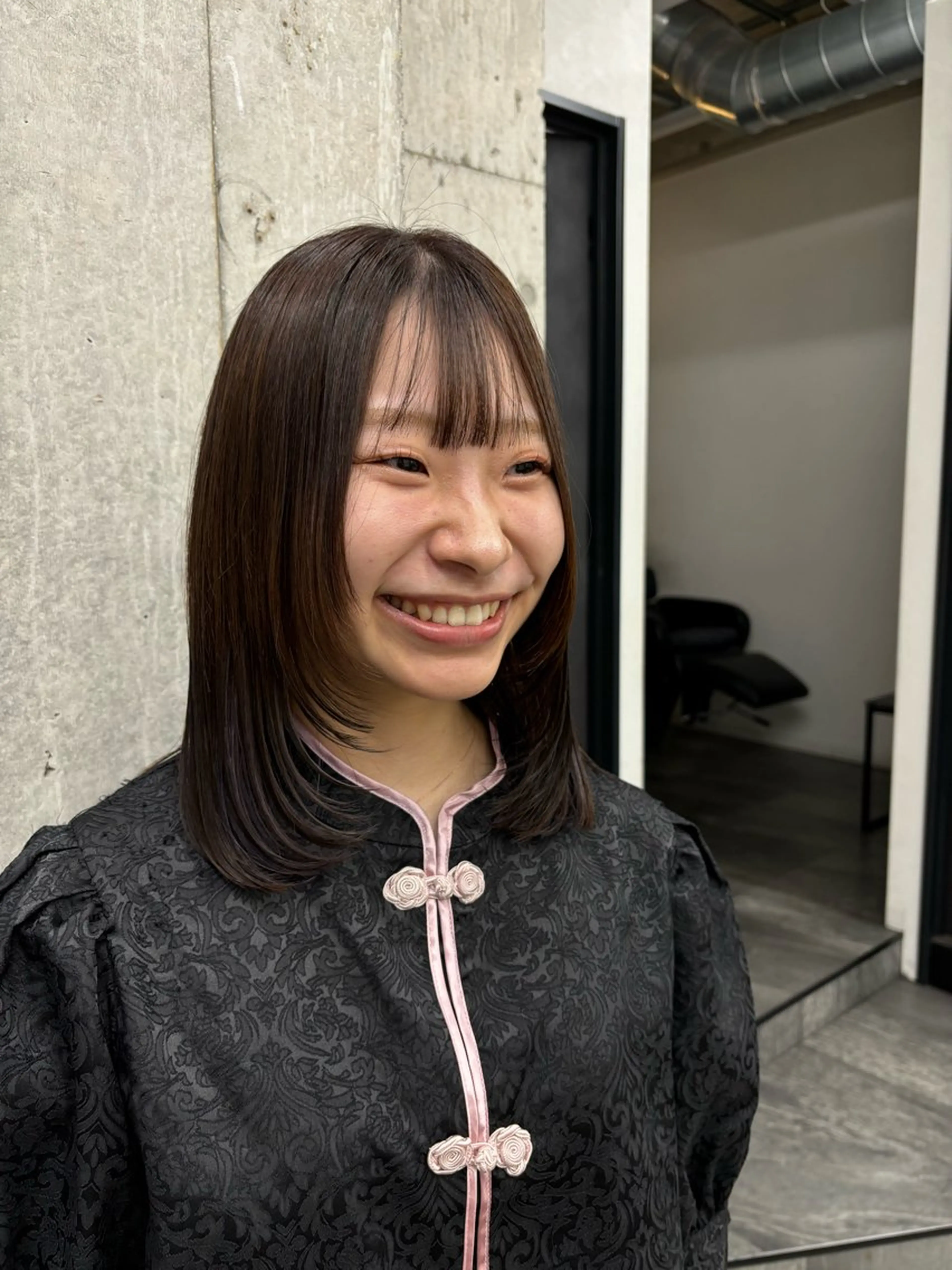 セミロング 顔まわりレイヤー 髪質改善 韓国風ヘア レイヤーカット 小顔カット 巻ける縮毛矯正🌸 勝倉　麗のヘアスタイル