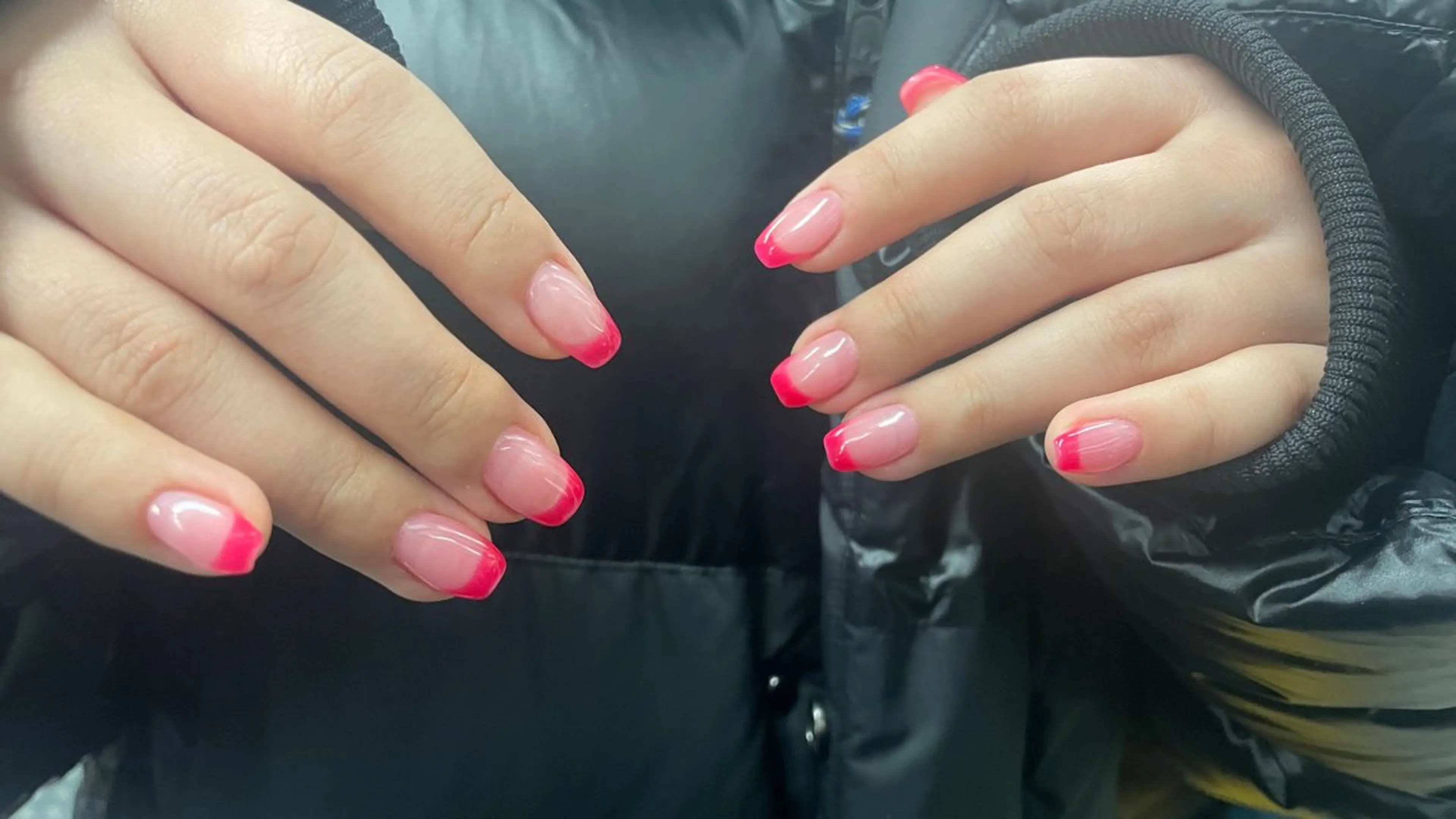 ネイル 長さ出し フットネイル フレンチネイル ジェルネイル ガラスフレンチ ハンドネイル フットネイル ハンドケア More Glam渋谷店のネイルデザイン