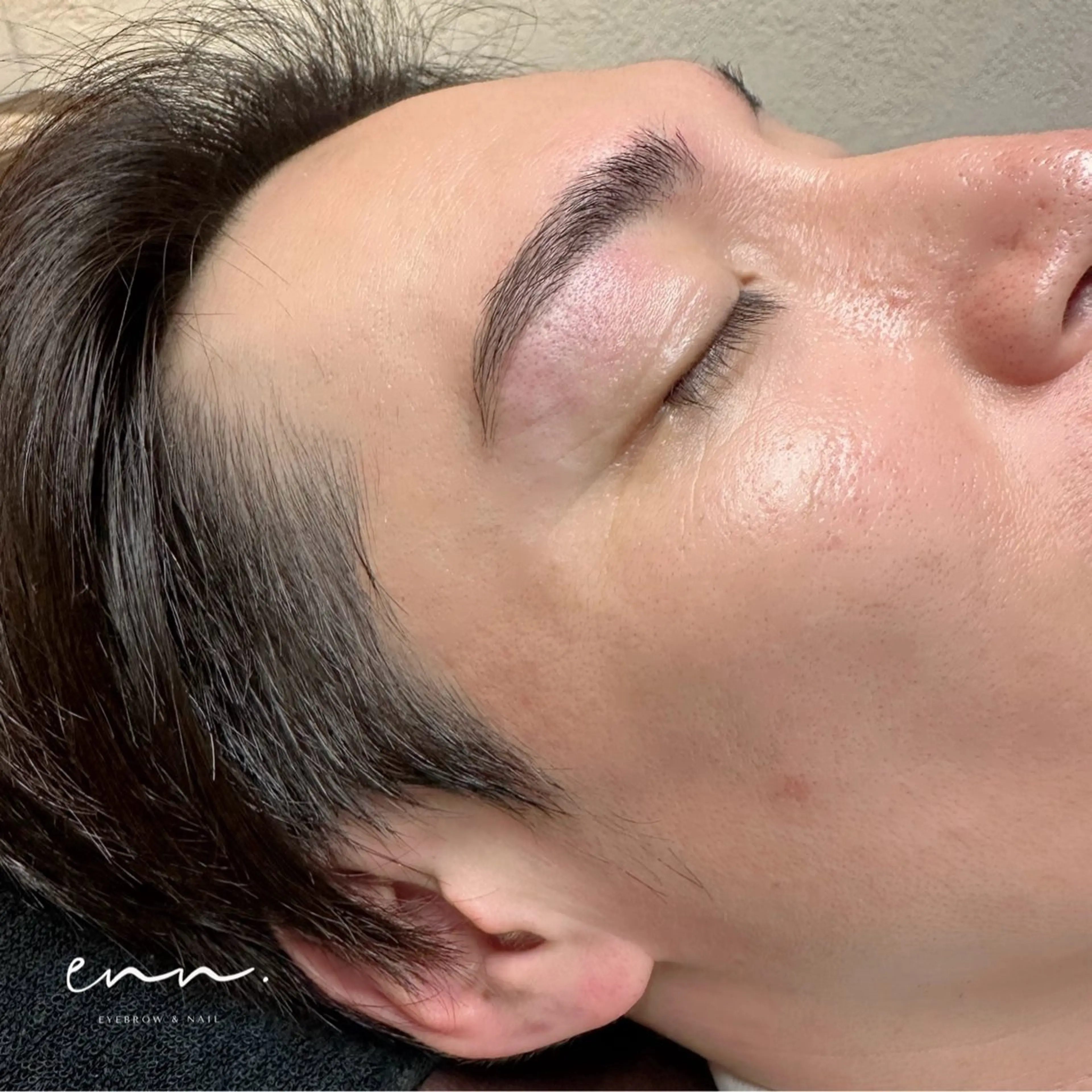 メンズ アイブロウ メンズパーマ ハリウッドブロウリフト メンズアイブロウ 眉毛ワックス脱毛 ワックス脱毛 その他(アイブロウ) enn.《エンドット》所属・enn. 【眉毛/ネイル】のネイルデザイン