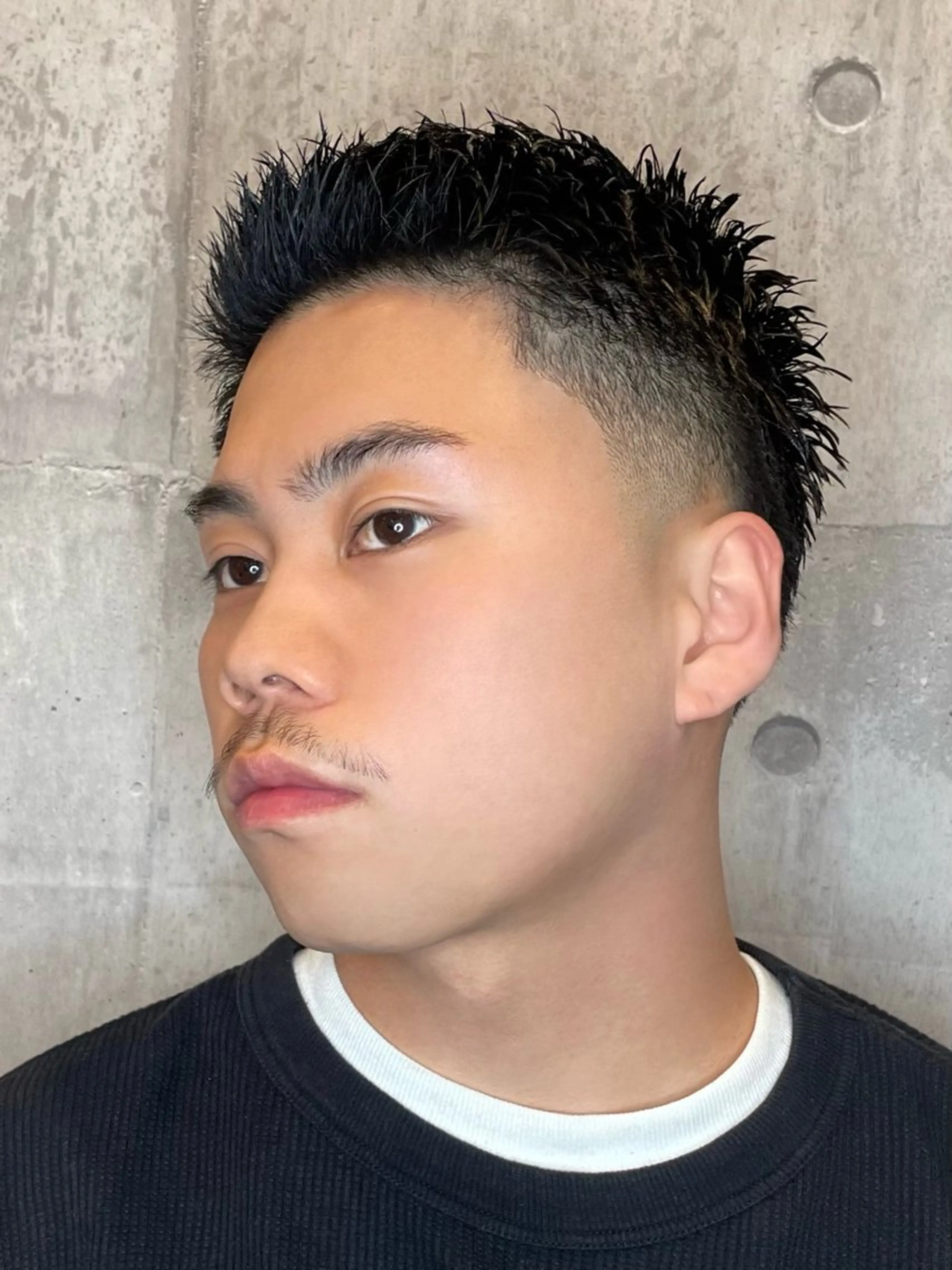 ショート メンズ フェードカット カット無料 長利愛花のヘアスタイル