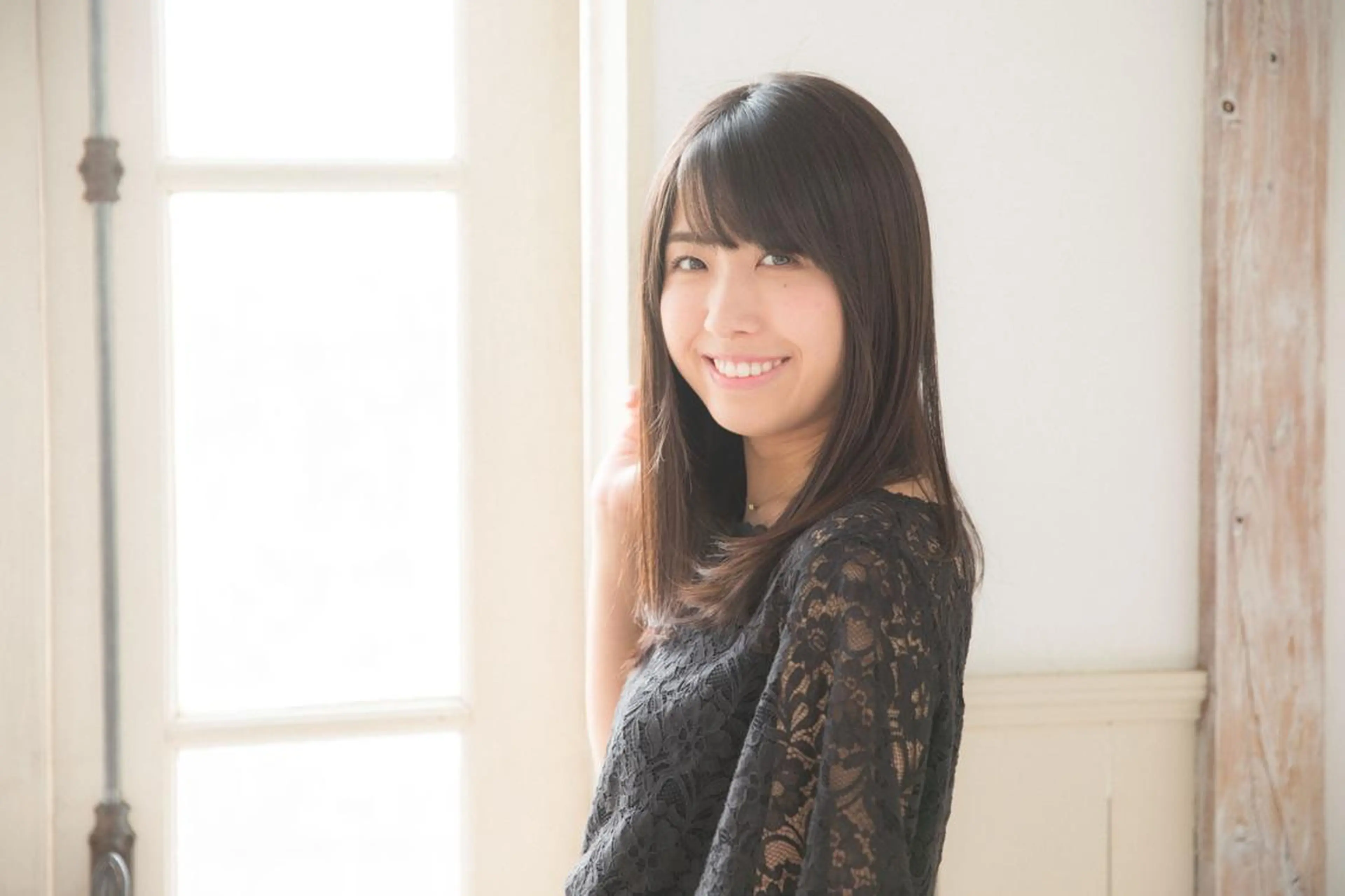 セミロング Alushe艶髪・ 髪質改善のヘアスタイル