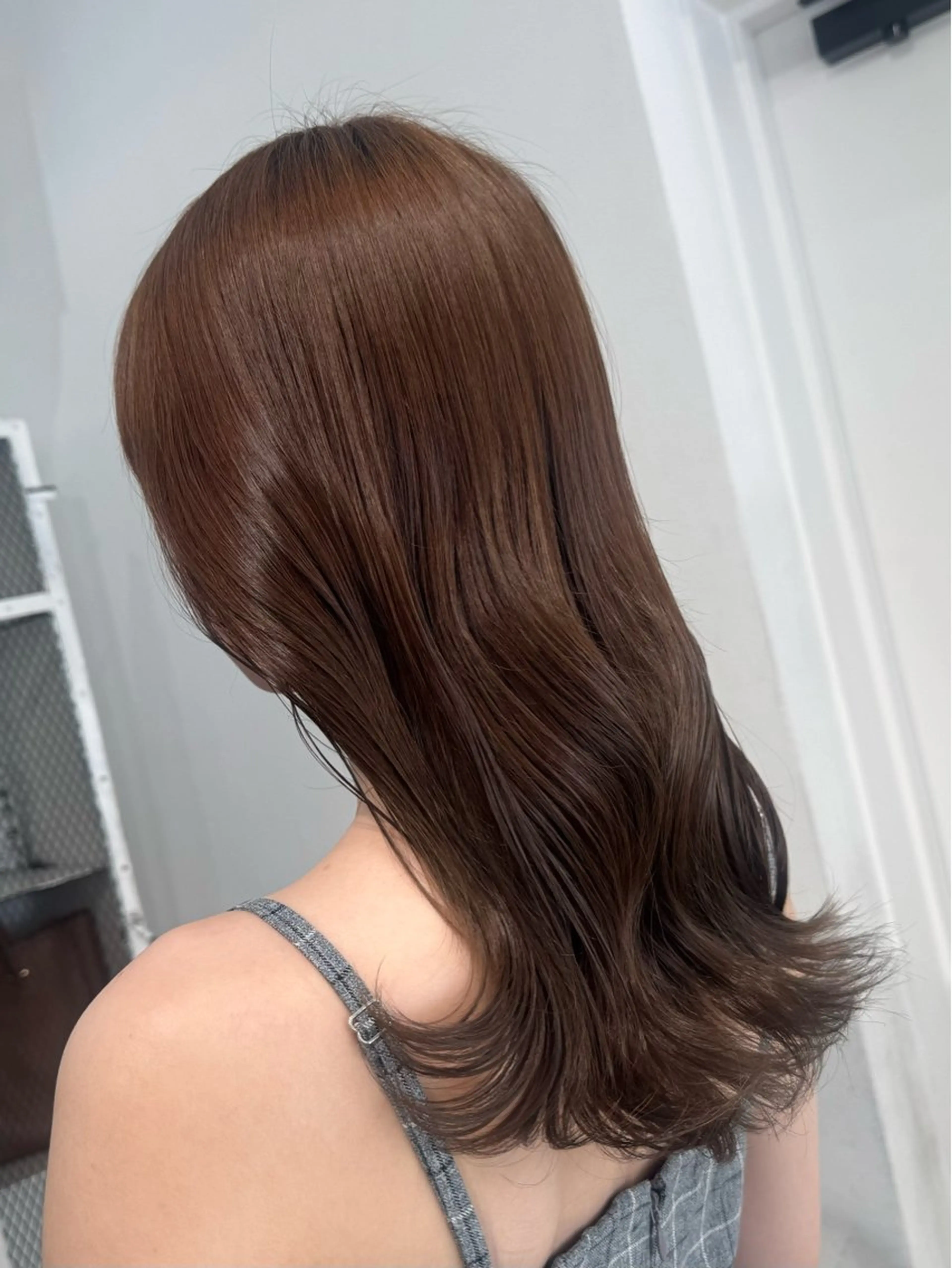 セミロング カラー ヘアカラー 原宿 艶カラー🫧 ちり🍎のヘアスタイル